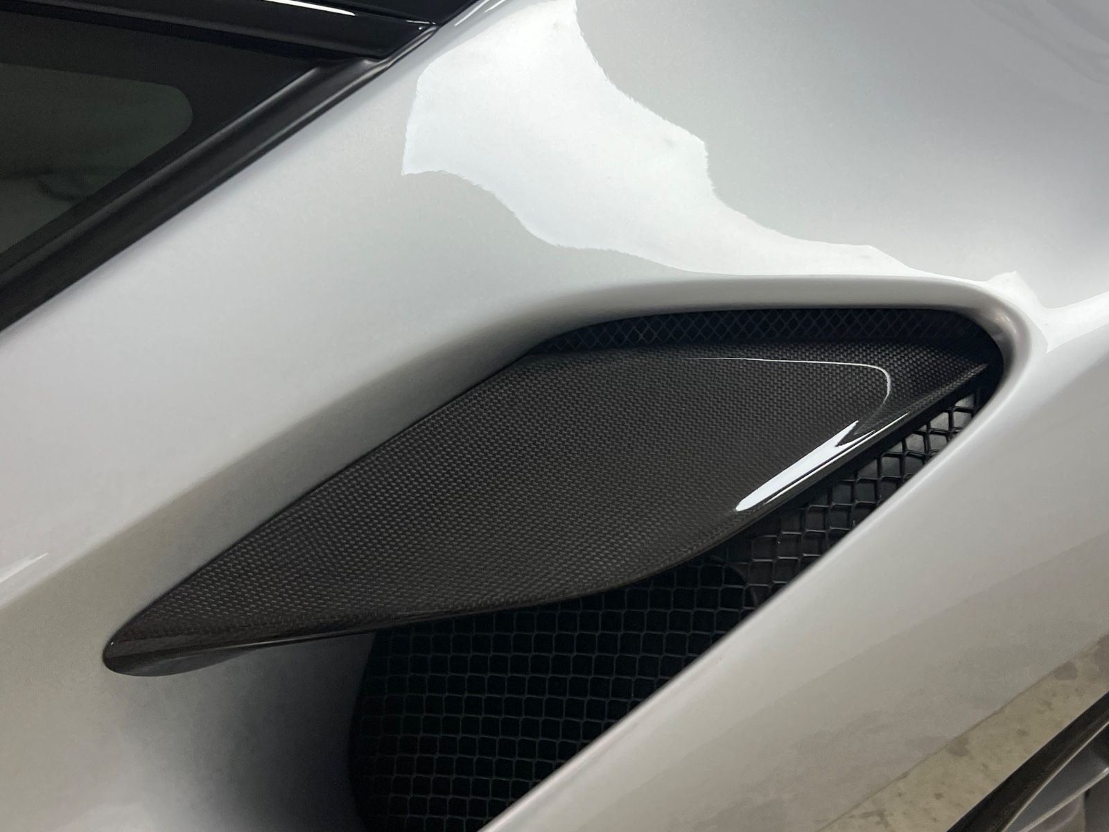 Ferrari F8 Tributo Coupé DCT *Carbon*Lift*JBL*Garantie* foto 6
