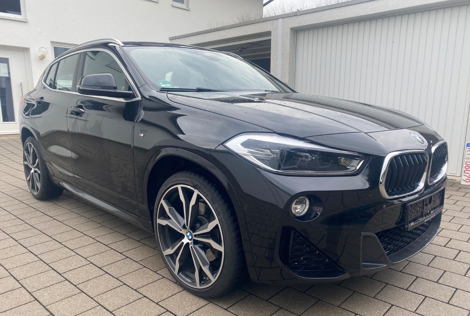 BMW X2 xDrive 20 i M Sport Leder Navi LED 8-fach foto 2