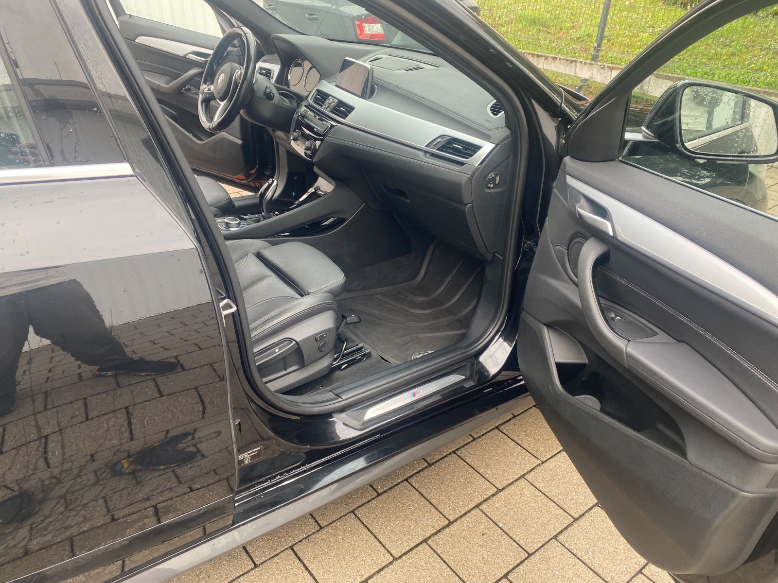 BMW X2 xDrive 20 i M Sport Leder Navi LED 8-fach foto 8