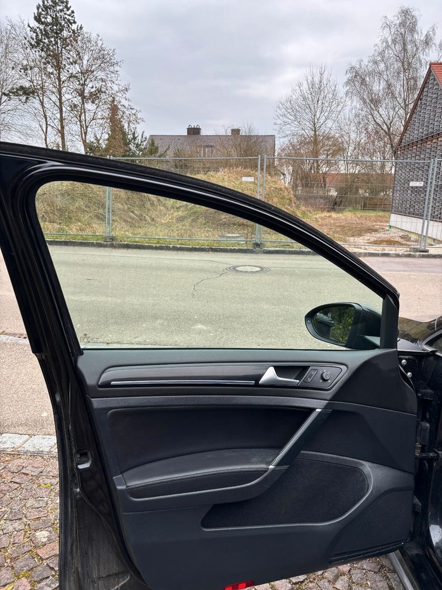 Volkswagen Golf 2.0 TSI OPF DSG 4MOTION R foto 8