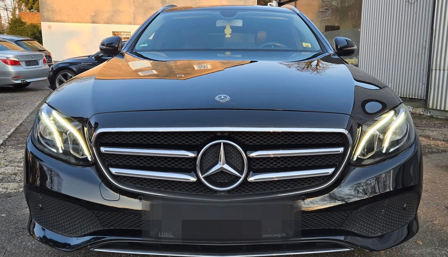 Mercedes-Benz E200d T-Modell - MBUX/KAMERA/8-fach/ HU neu foto 2