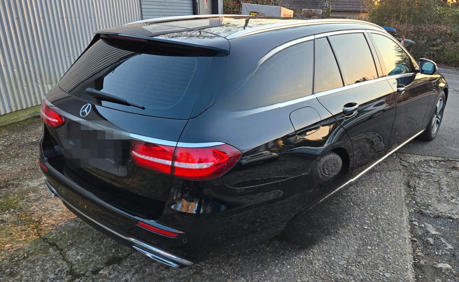 Mercedes-Benz E200d T-Modell - MBUX/KAMERA/8-fach/ HU neu foto 7