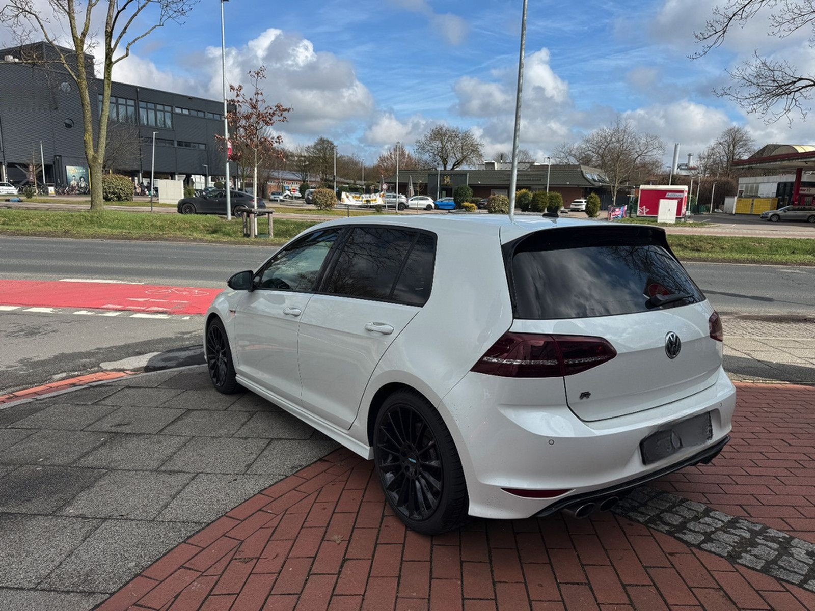 Volkswagen Golf VII Lim. R BMT 4Motion foto 19