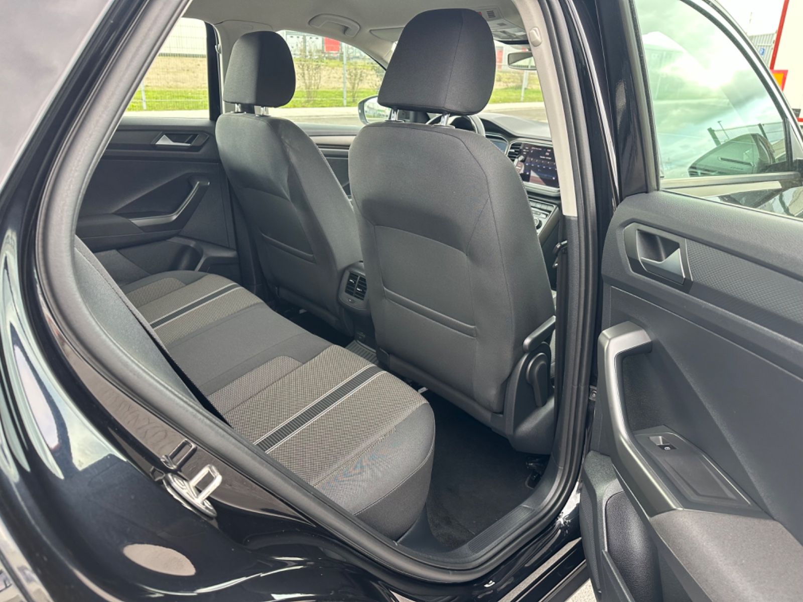 Volkswagen T-Roc  TDI DSG 4MOTION *Led*Kamera*Standheizung* foto 7