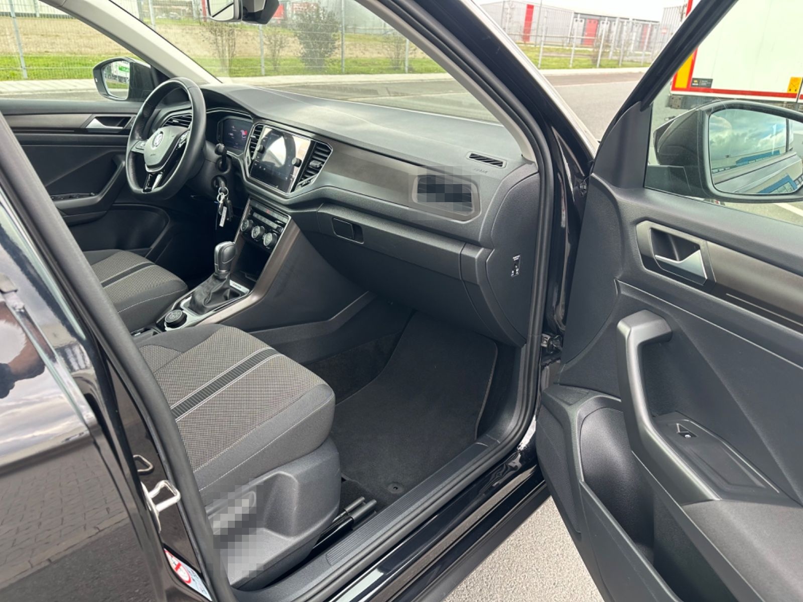 Volkswagen T-Roc  TDI DSG 4MOTION *Led*Kamera*Standheizung* foto 8