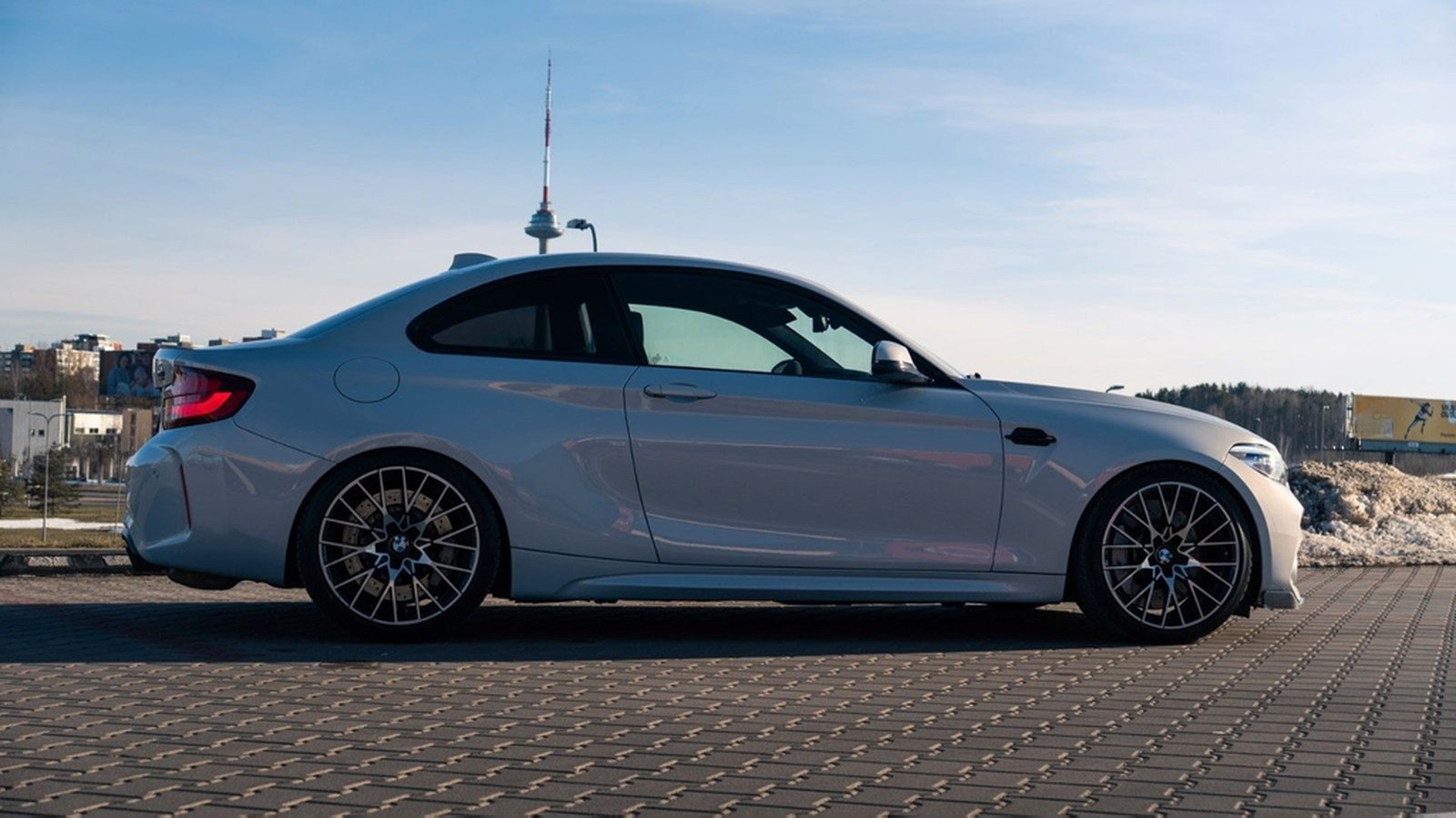 BMW M2 Competition foto 3