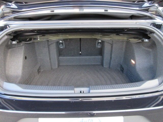 Volkswagen T-Roc Cabriolet Style Navi LED AID Kamera Leder foto 12