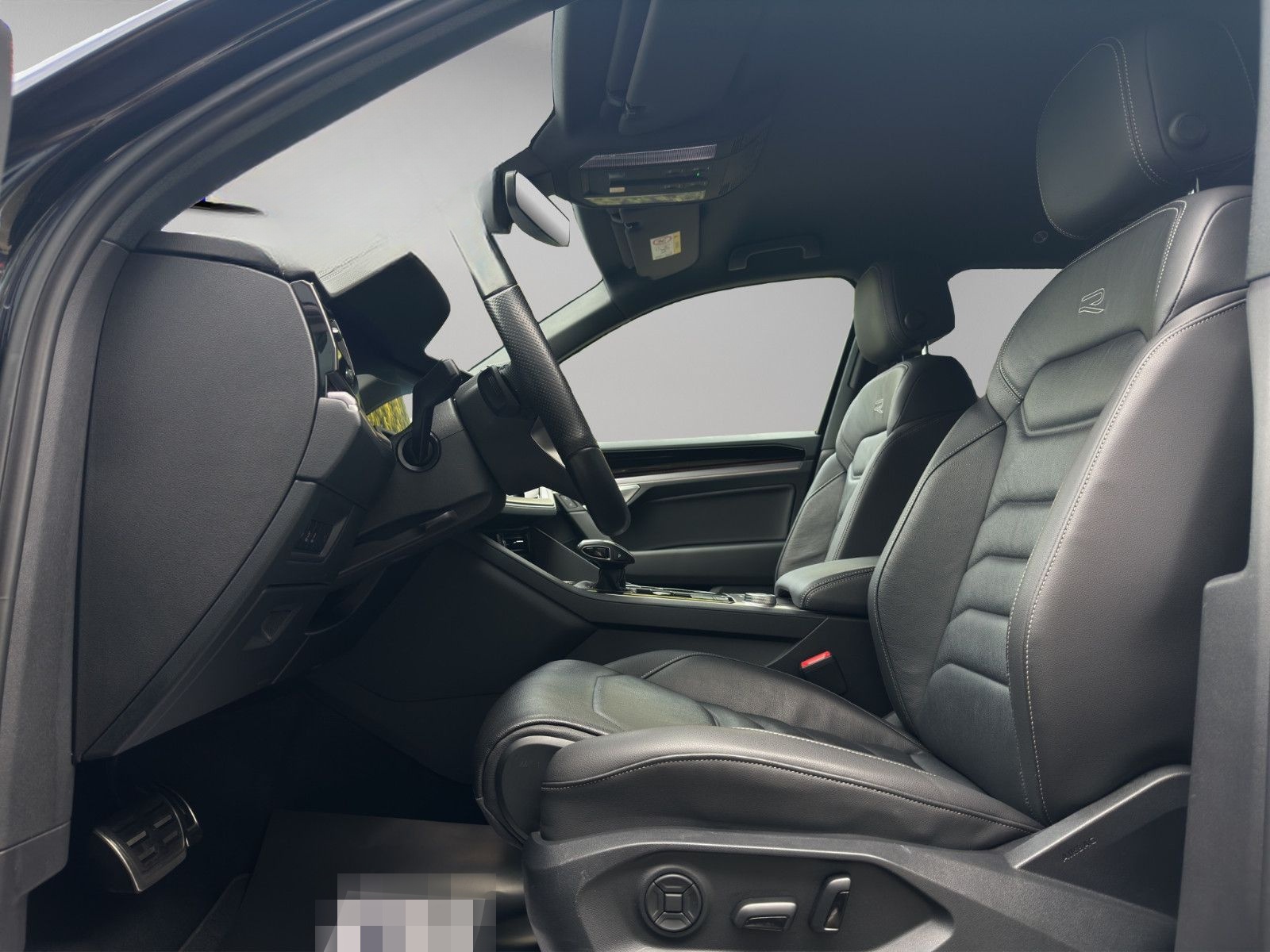 Volkswagen Touareg 3.0 TSI R-Line INNOVISION DYNAUDIO foto 15