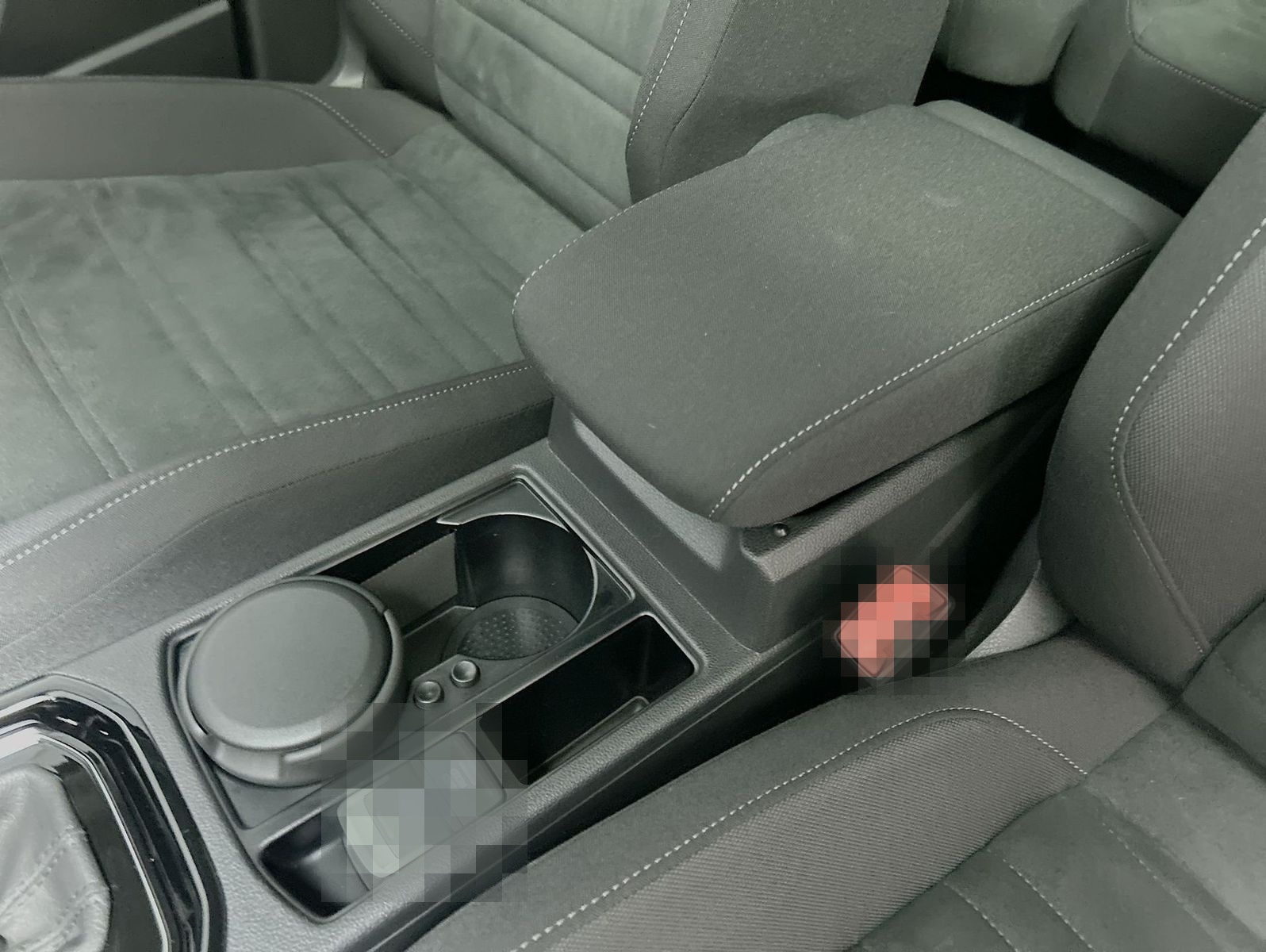 Volkswagen Touran 2.0 TDI DSG Highline foto 20