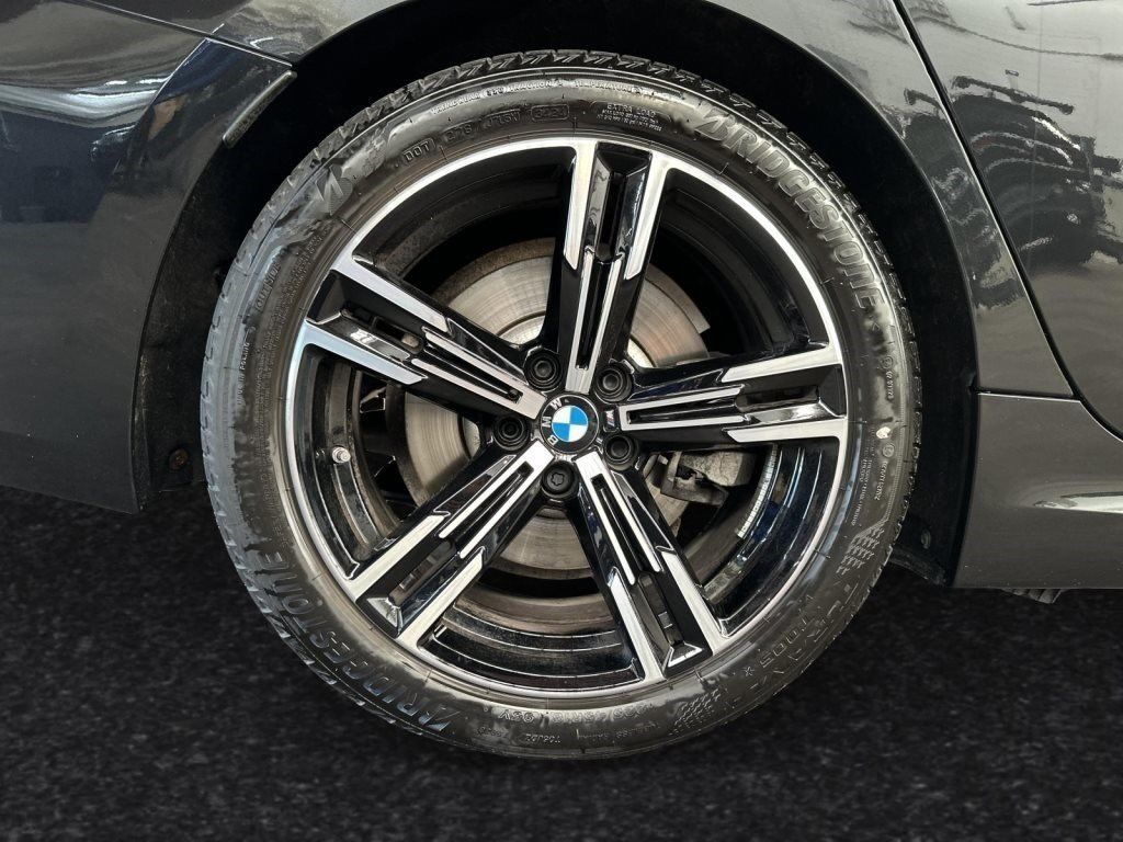 BMW 330i xDrive Touring M Sport|18"LMR|Stop&Go|HiFi foto 7