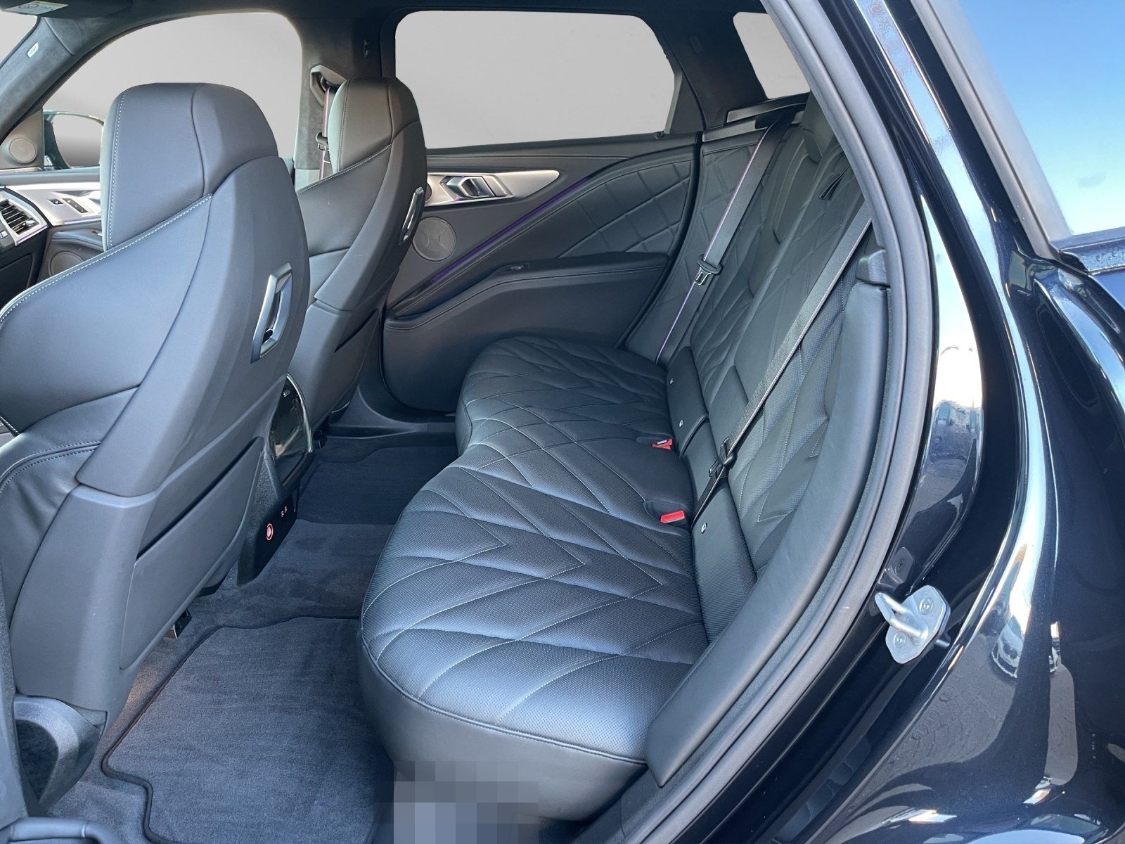 BMW XM 50e 22" AHK 360° ACC Wärmepaket foto 11