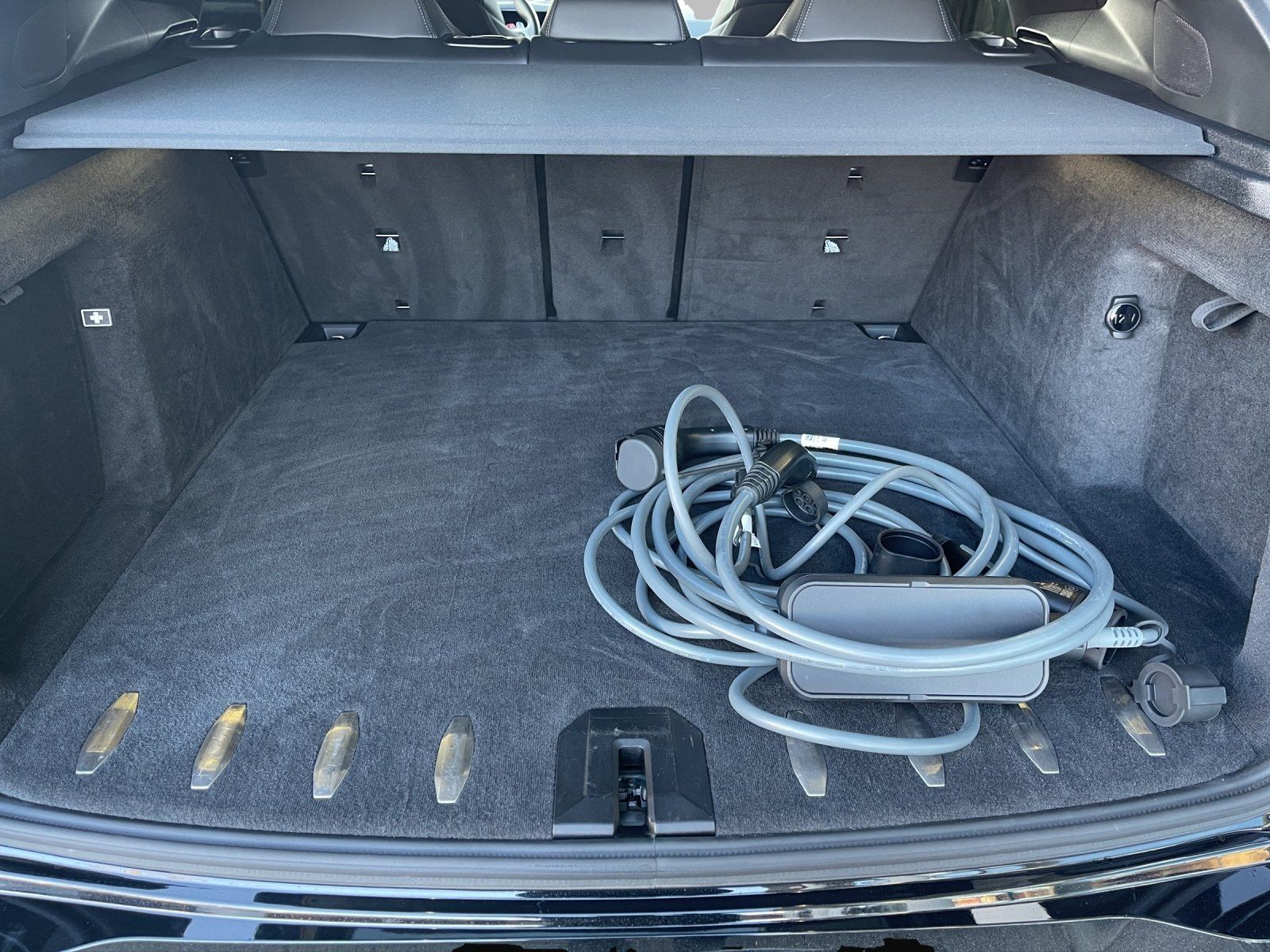 BMW XM 50e 22" AHK 360° ACC Wärmepaket foto 12