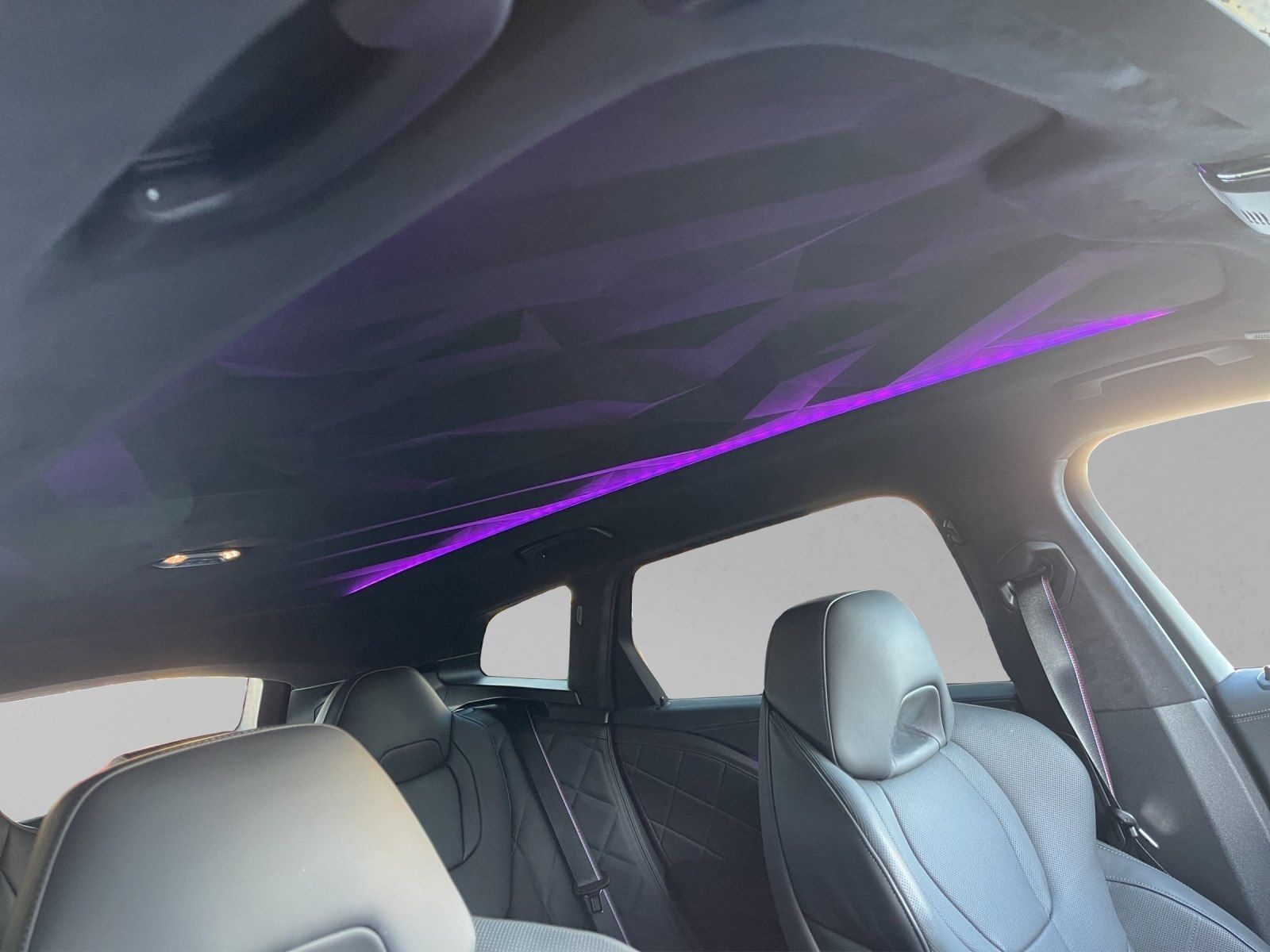 BMW XM 50e 22" AHK 360° ACC Wärmepaket foto 17