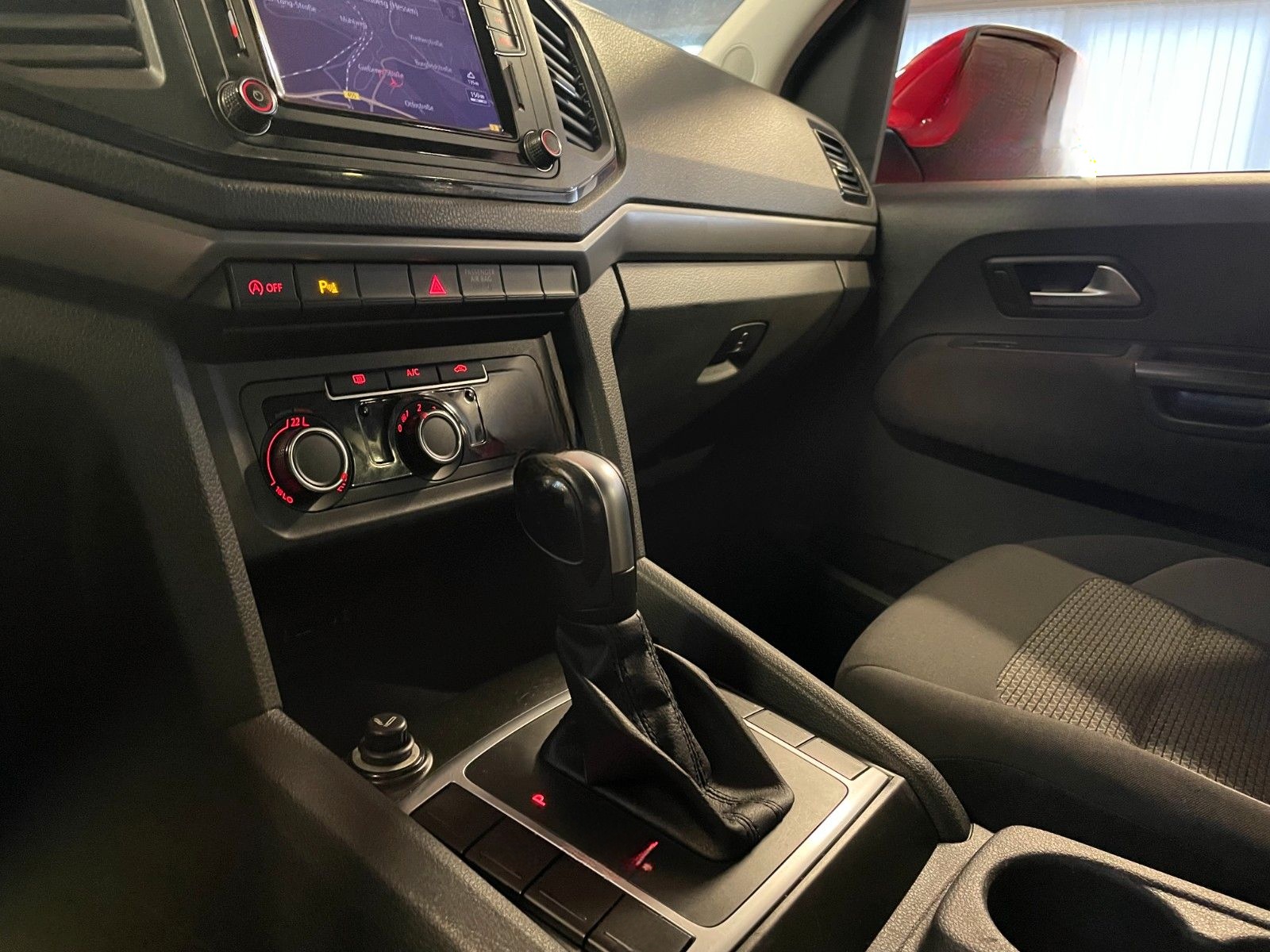 Volkswagen Amarok DoubleCab 4Motion 1.Hand foto 22