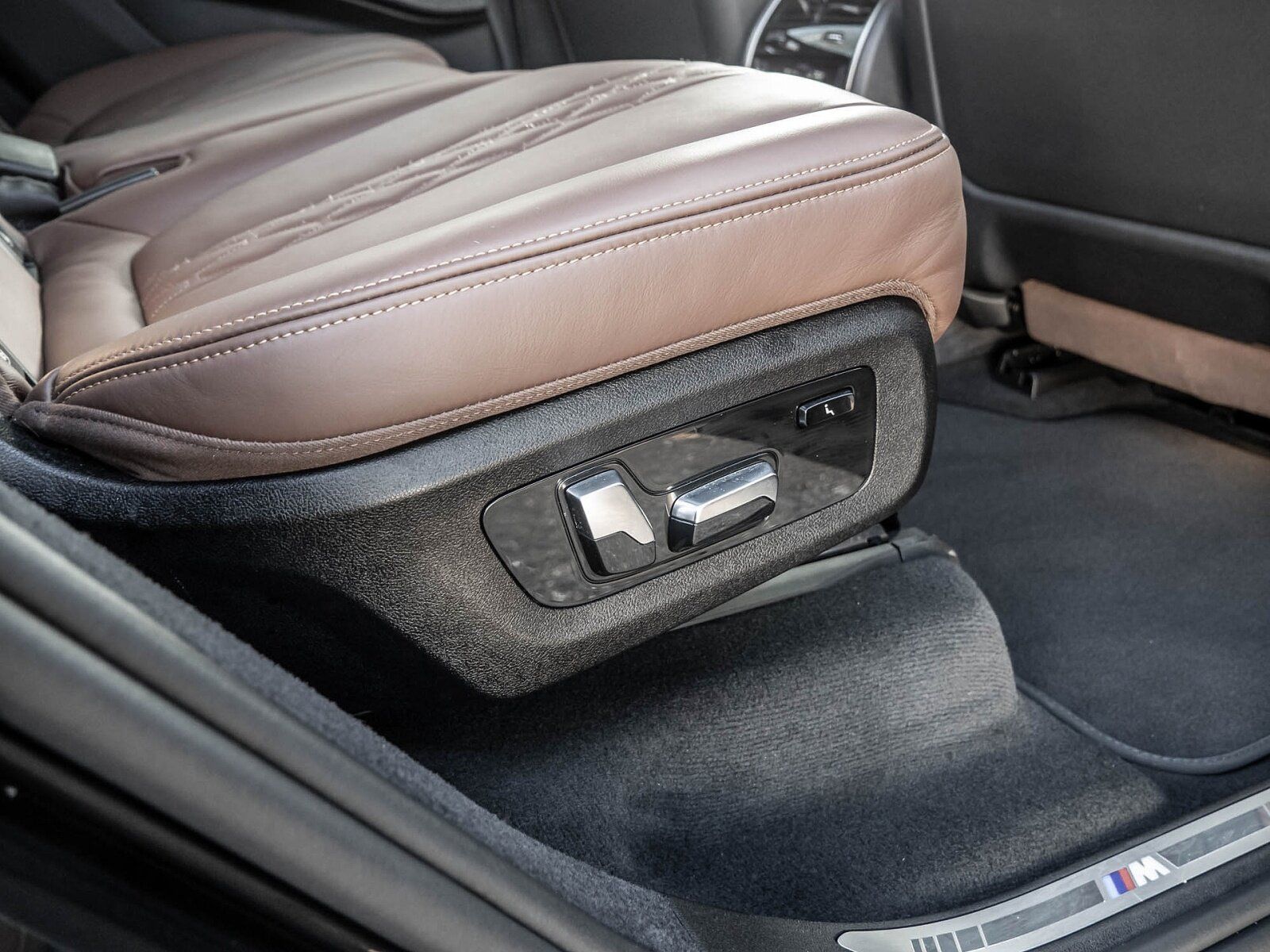 BMW X7 40d M-Sport Pro *PANO-SKY*KRISTALL*INTEGRAL* foto 12