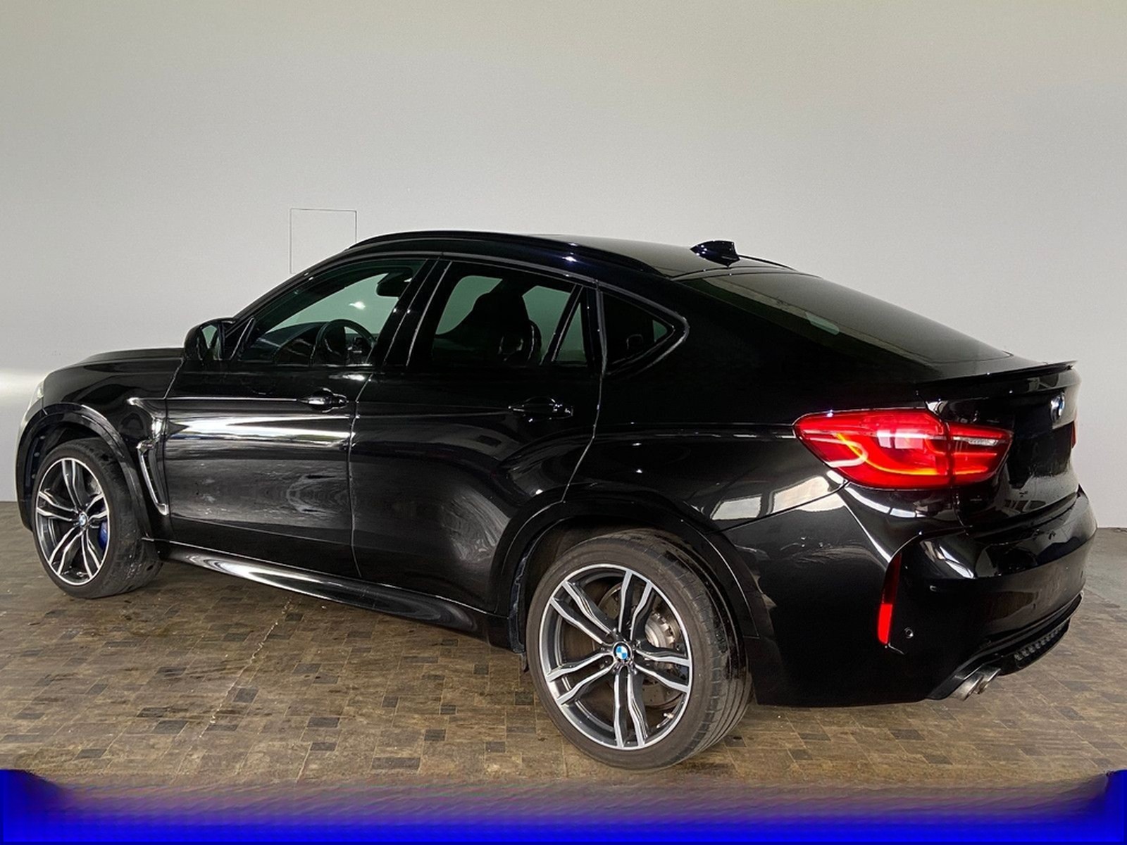 BMW X6 M "Black Fire", LED, Pano, HUD, H&K foto 26