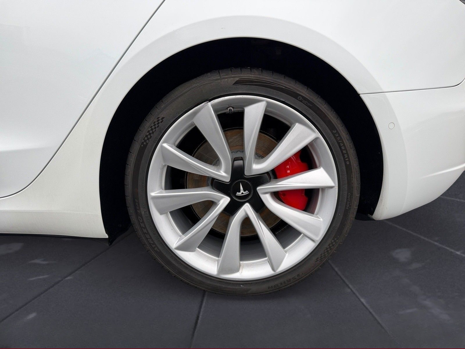 Tesla Model 3 Performance Dual AWD PANORAMA + KAMERAS foto 18