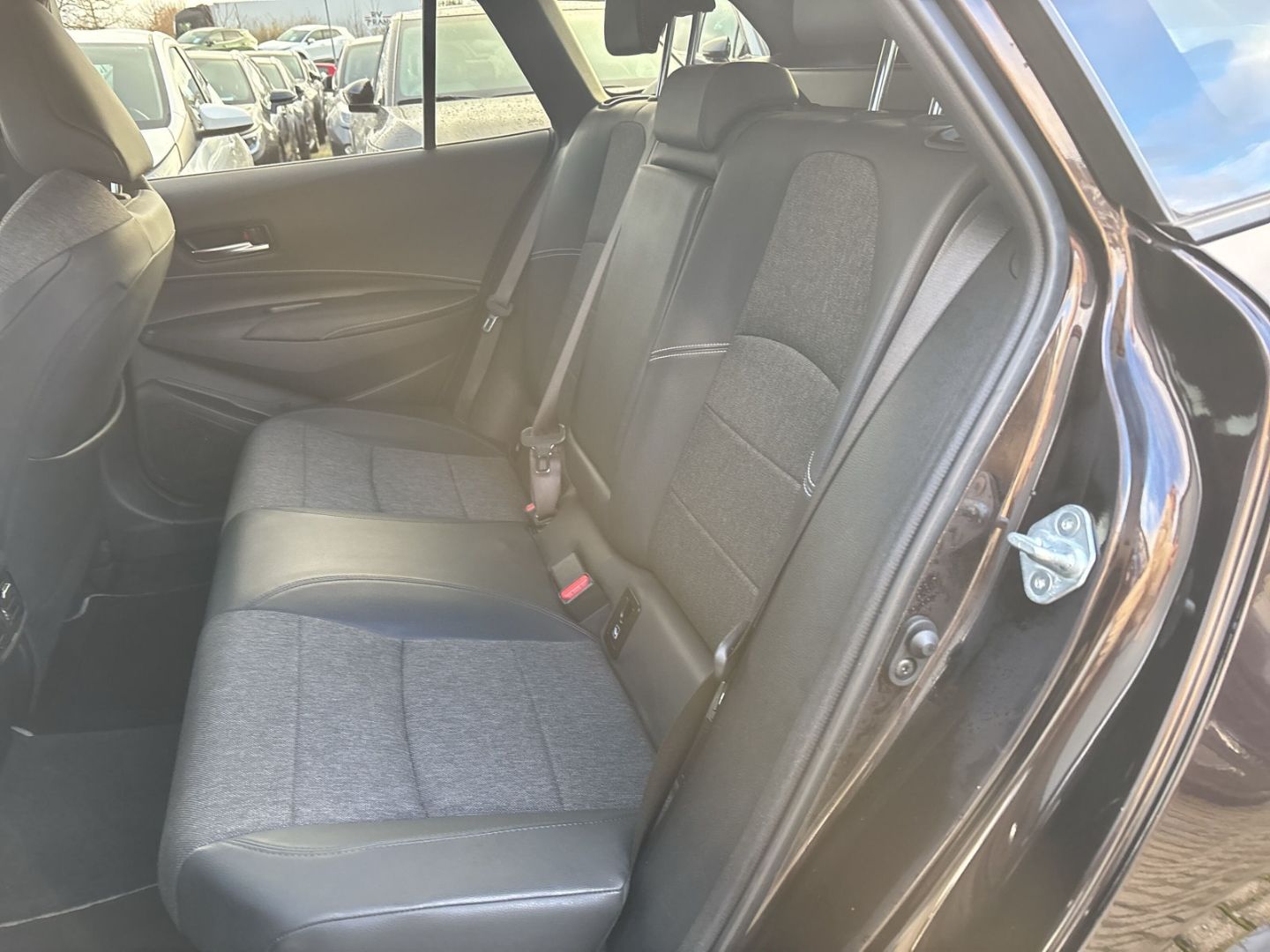 Toyota Corolla Touring Sports Hybrid Comfort 1.8 EU6d-T foto 11