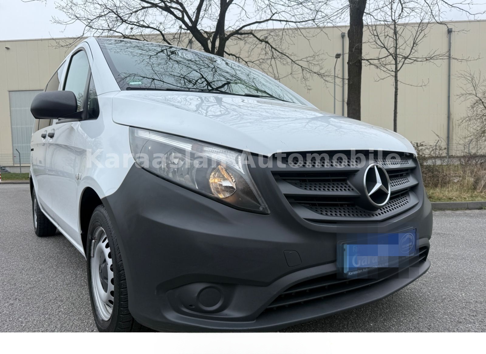 Mercedes-Benz Vito Tourer 110 CDI Base 8-Sitzer