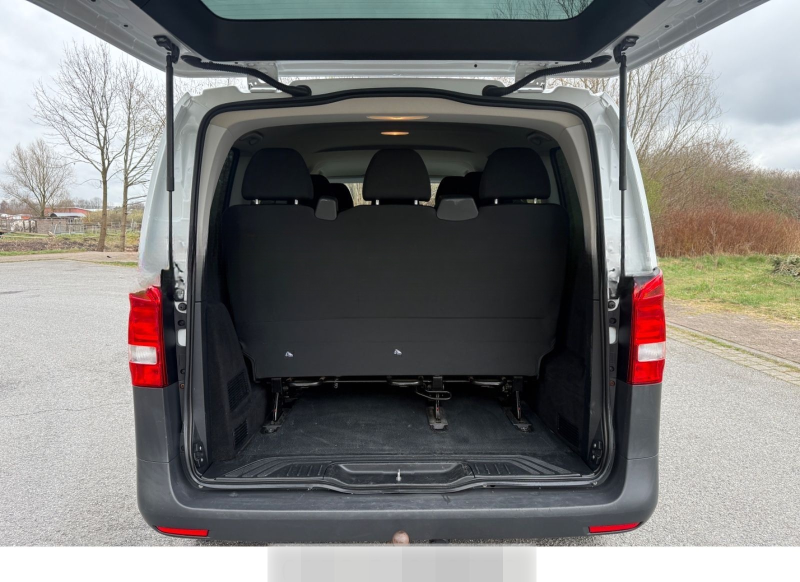 Mercedes-Benz Vito Tourer 110 CDI Base 8-Sitzer foto 16