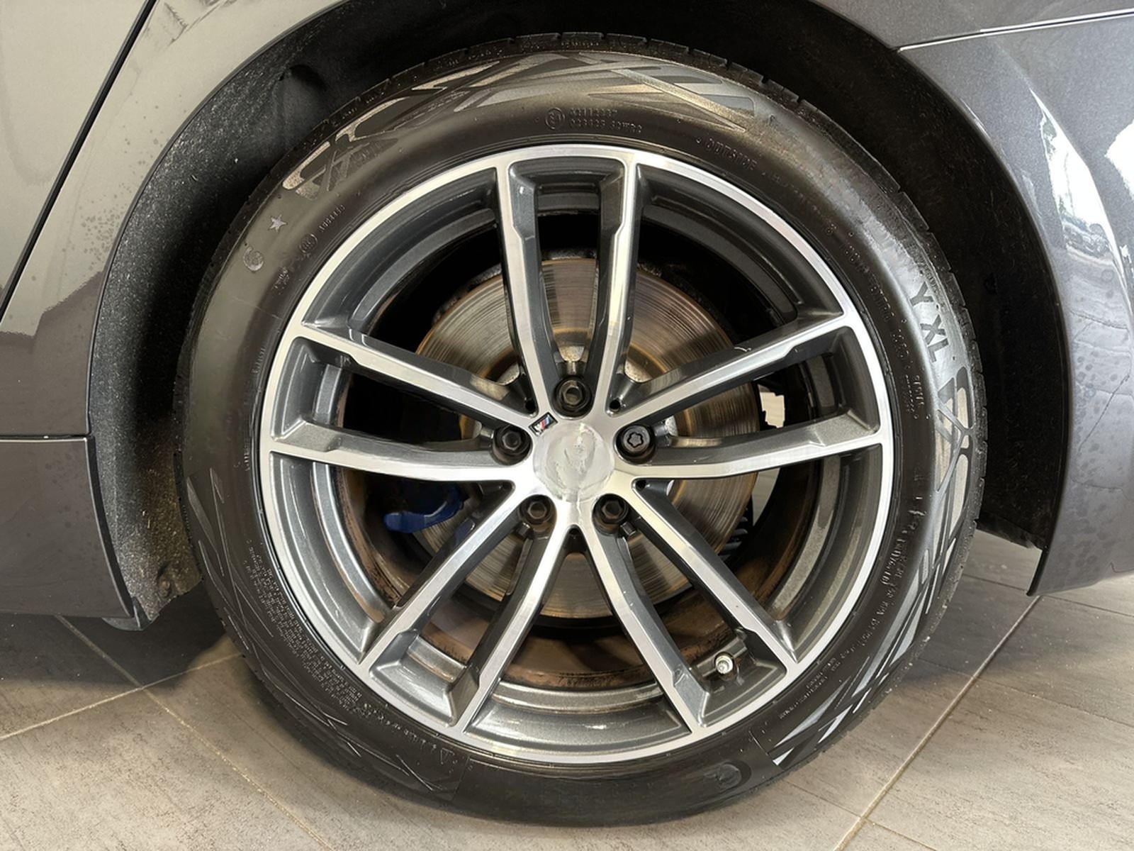 BMW 540i Touring xDrive M-Sport NAV+LED+HEAD-UP+KAM foto 3
