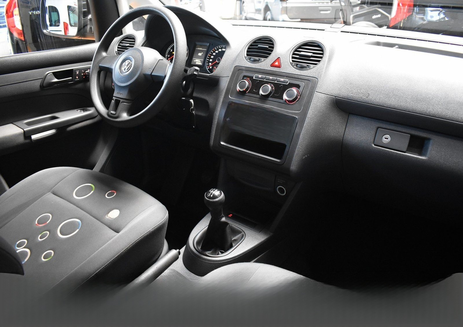 Volkswagen Caddy Maxi Roncalli 1.2 TSI rollstuhlgerecht foto 12