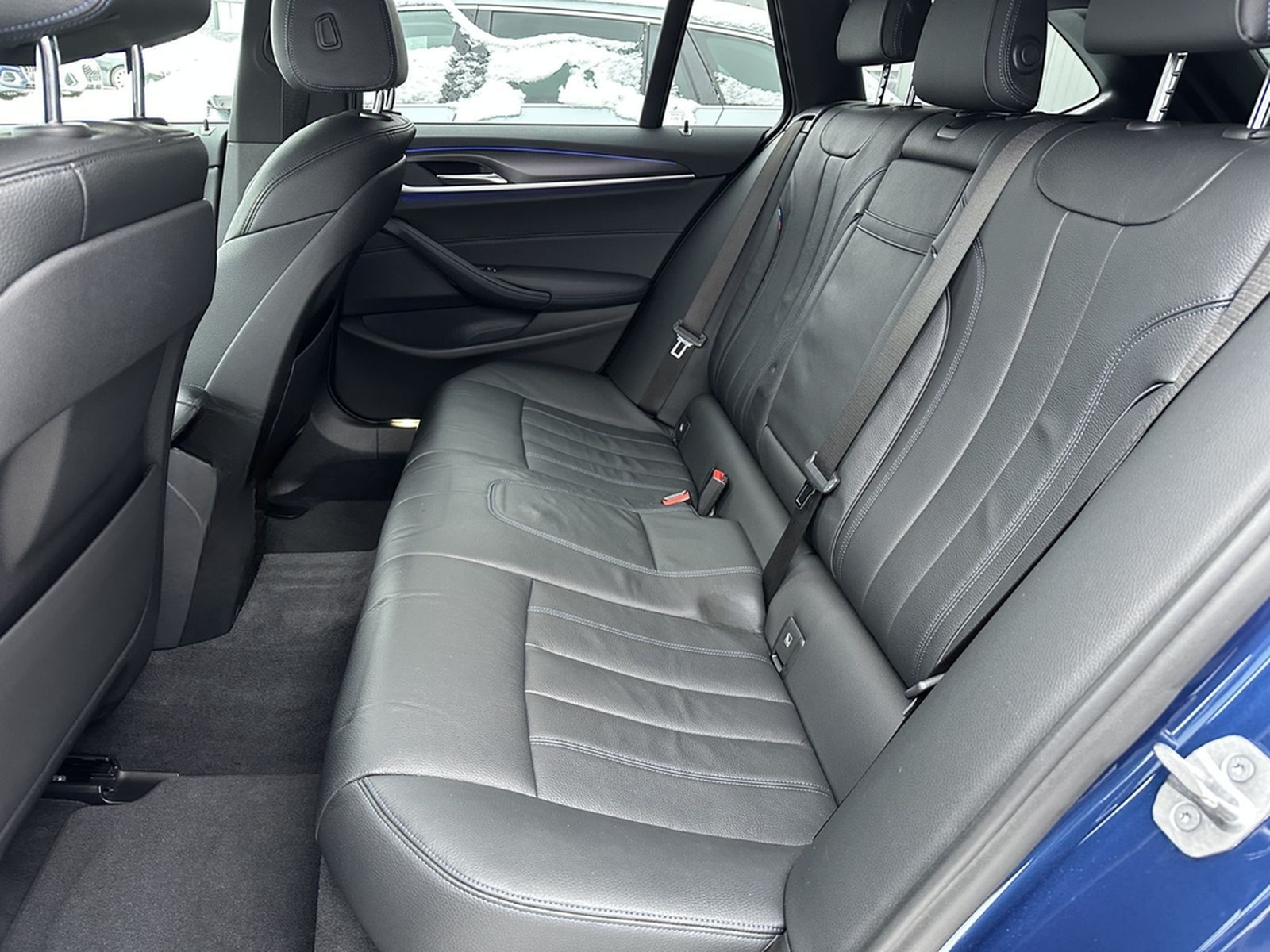 BMW 520d Touring xDrive M-Sport NAV+LASER+AHK+HEADUP foto 11