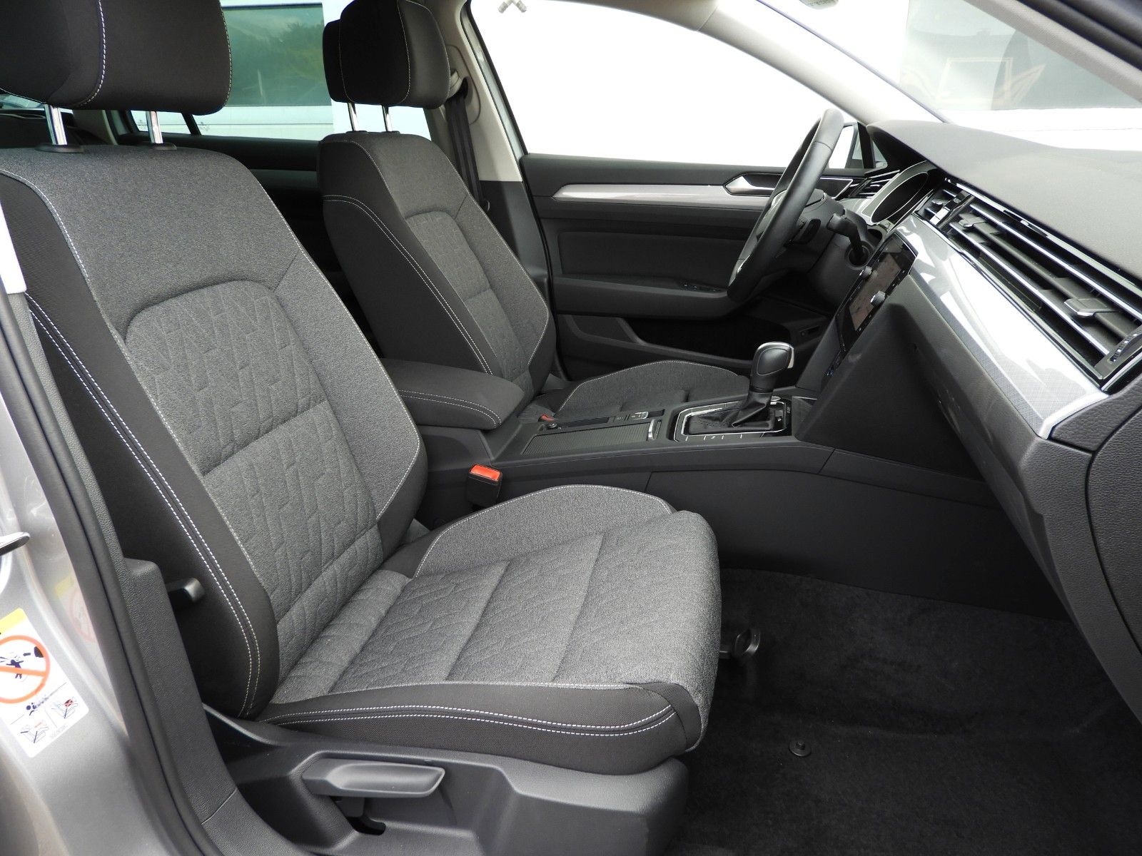 Volkswagen Passat Variant Business AUTOGAS foto 12