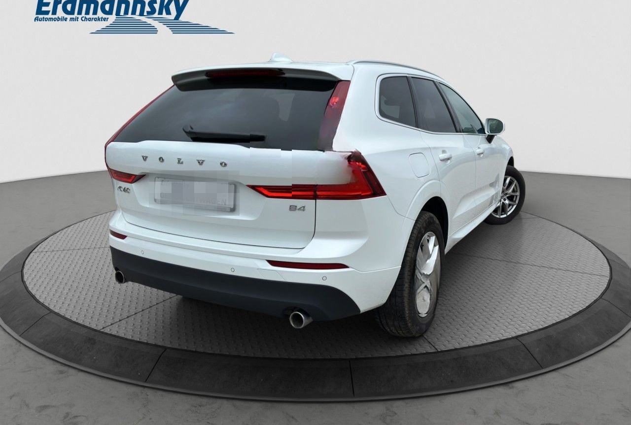 Volvo XC60 B4 Momentum Pro/Leder/Navi/LED/AHK/Kam/BLIS foto 4