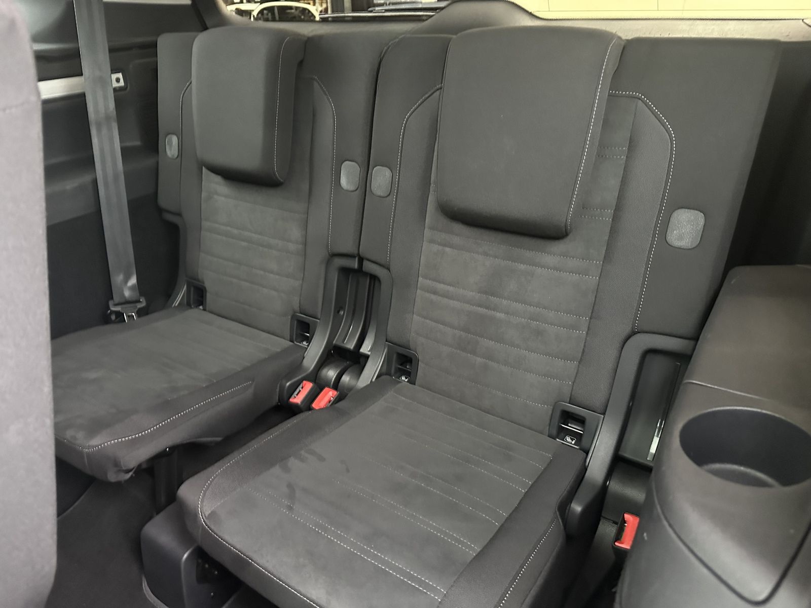 Volkswagen Touran 1.5 TSI DSG HL 7-Sitzer NAV+LED+KAM+PANO  foto 11