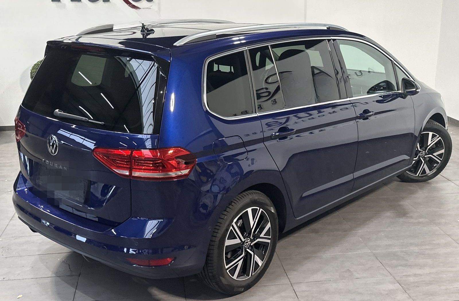 Volkswagen Touran 1.5 TSI DSG HL 7-Sitzer NAV+LED+KAM+PANO  foto 5