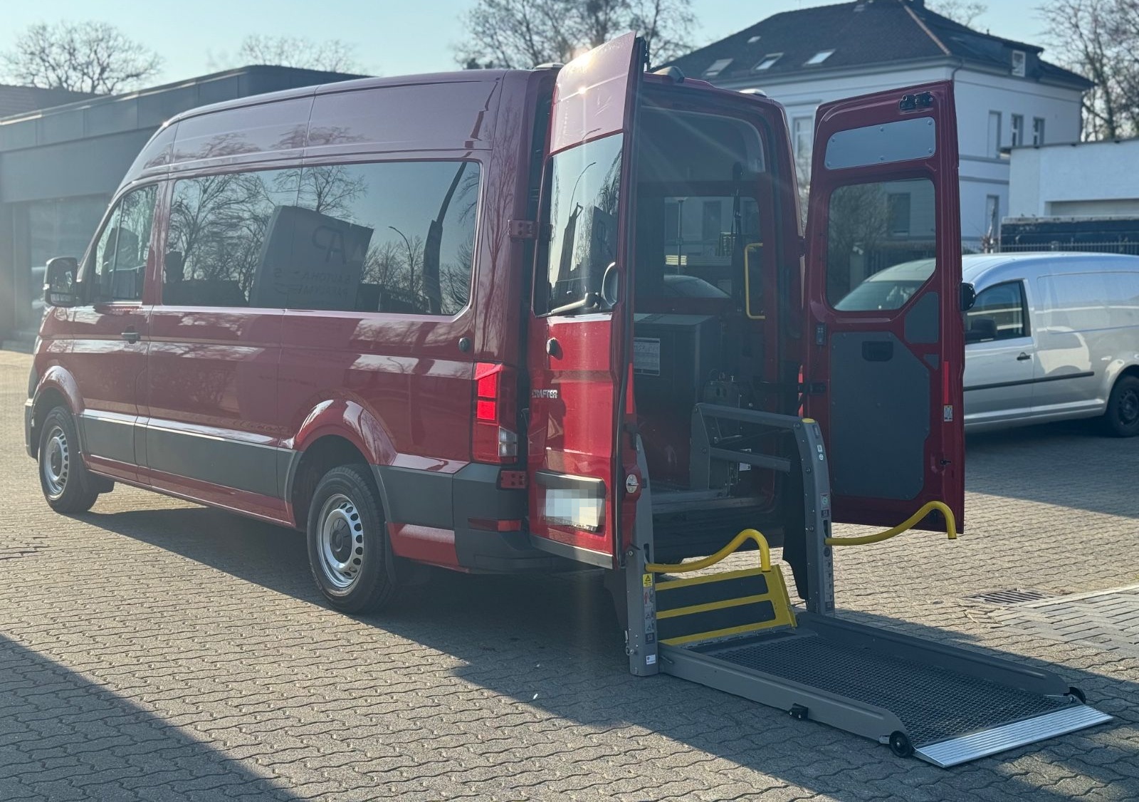 Volkswagen Crafter 35 Mittellang Hochdach AMF Rollstuhllift foto 2
