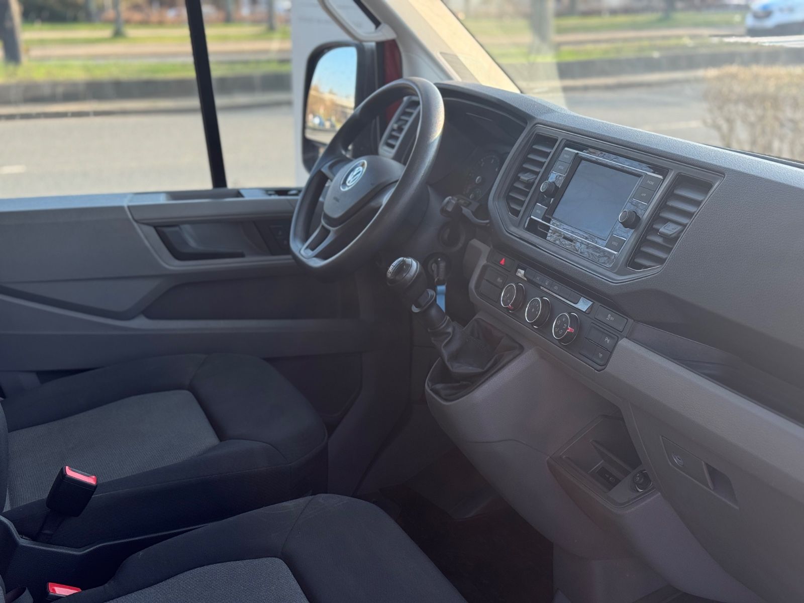 Volkswagen Crafter 35 Mittellang Hochdach AMF Rollstuhllift foto 11