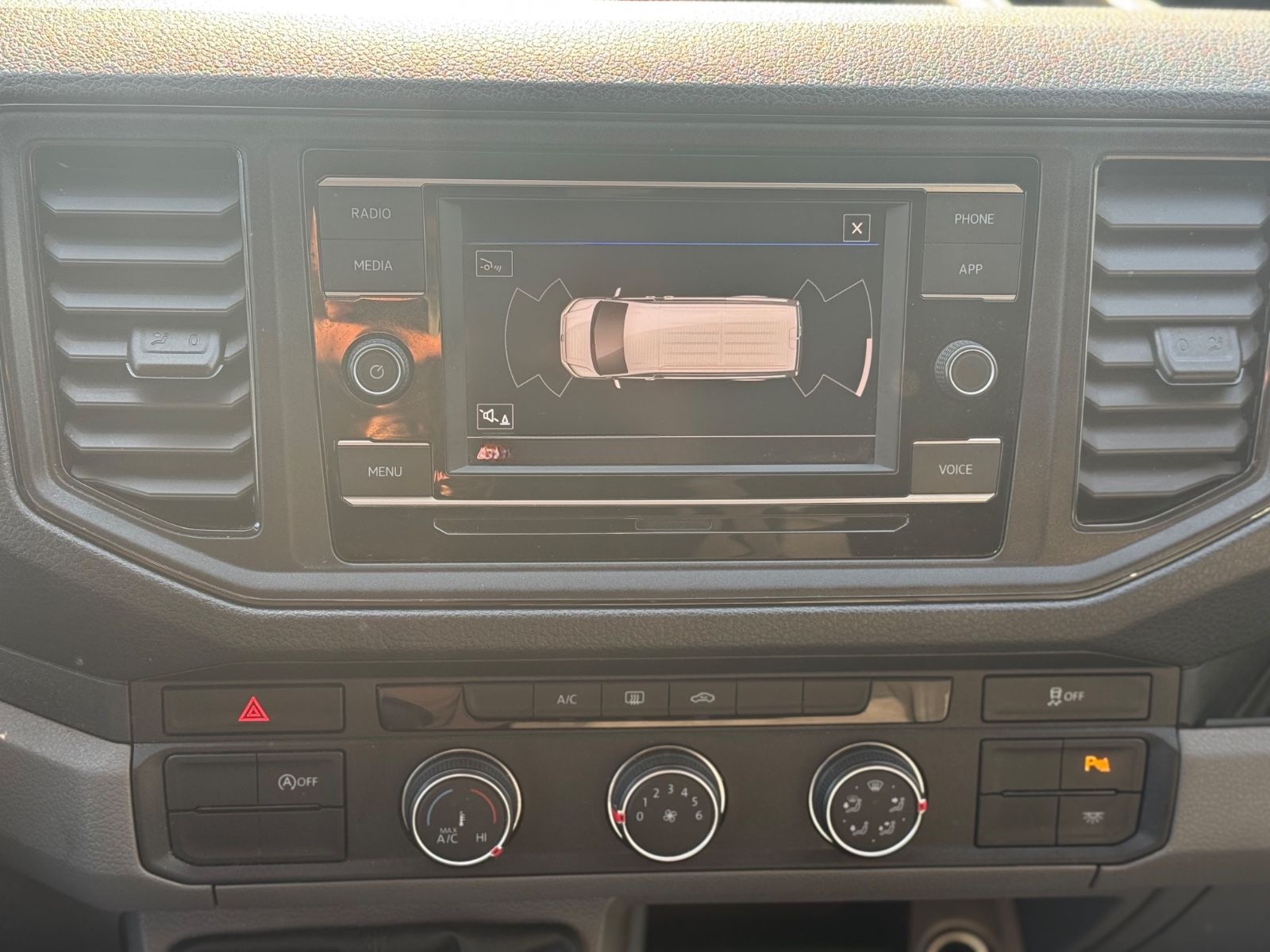 Volkswagen Crafter 35 Mittellang Hochdach AMF Rollstuhllift foto 14