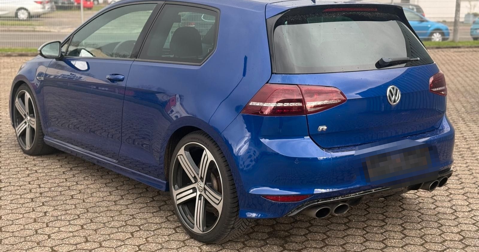 Volkswagen Golf VII R-LINE LED 4MOTION NAVI XENON foto 4