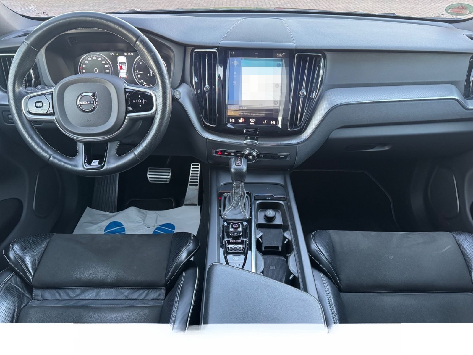 Volvo XC 60 R Design AWD*LED*8-fach bereift* foto 13