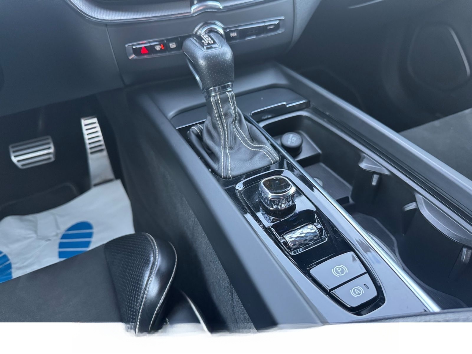 Volvo XC 60 R Design AWD*LED*8-fach bereift* foto 16