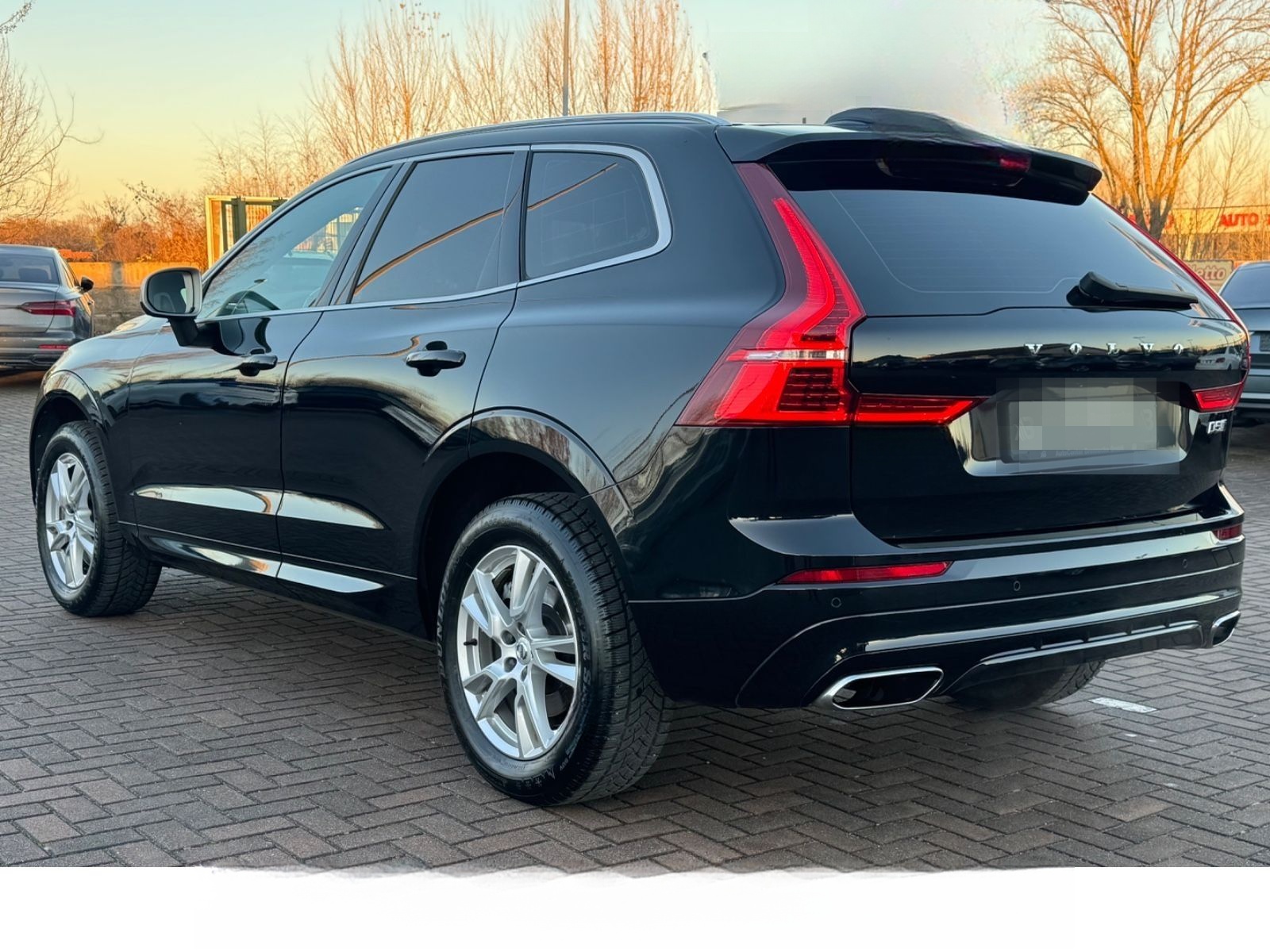 Volvo XC 60 R Design AWD*LED*8-fach bereift* foto 6