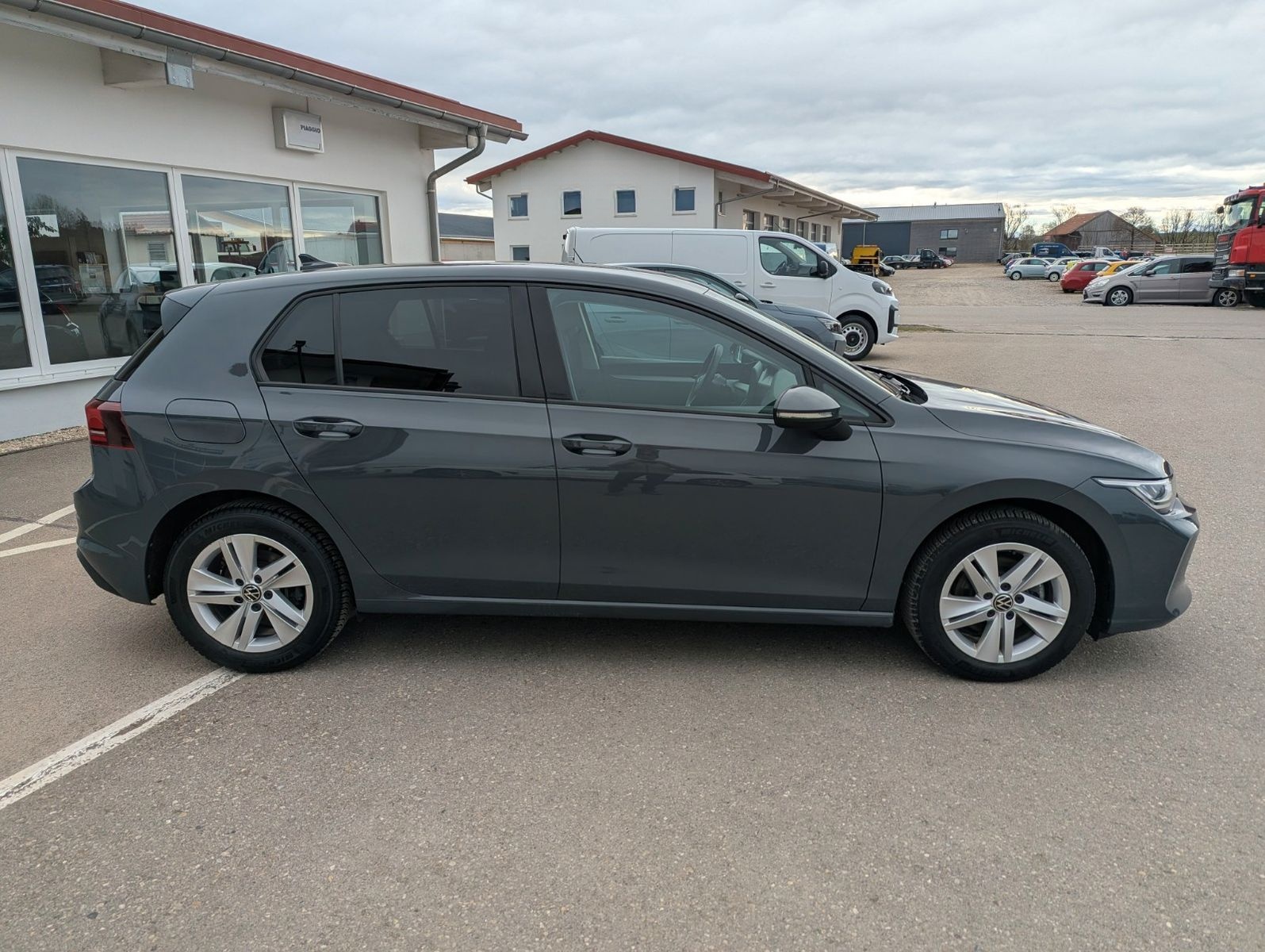 Volkswagen Golf VIII Lim. 1.5 TSI 110 kW Life foto 6