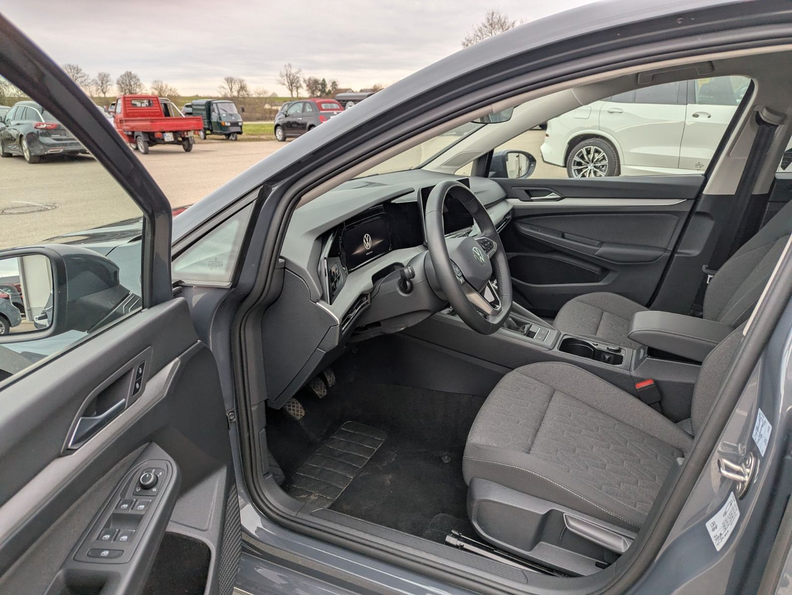 Volkswagen Golf VIII Lim. 1.5 TSI 110 kW Life foto 9