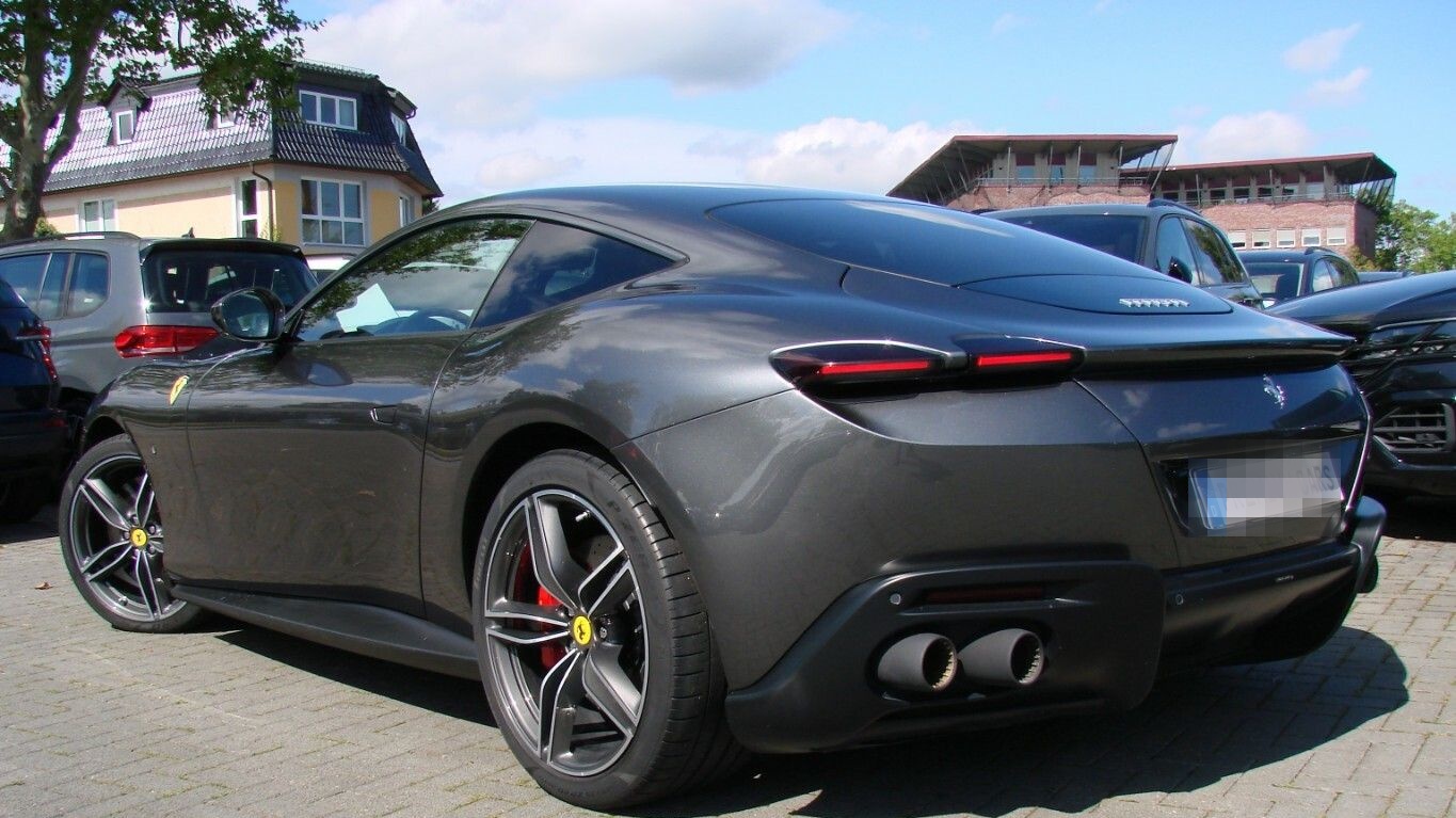 Ferrari Roma V8 Grigio Silverstone Carbon MagneRide LED  foto 6