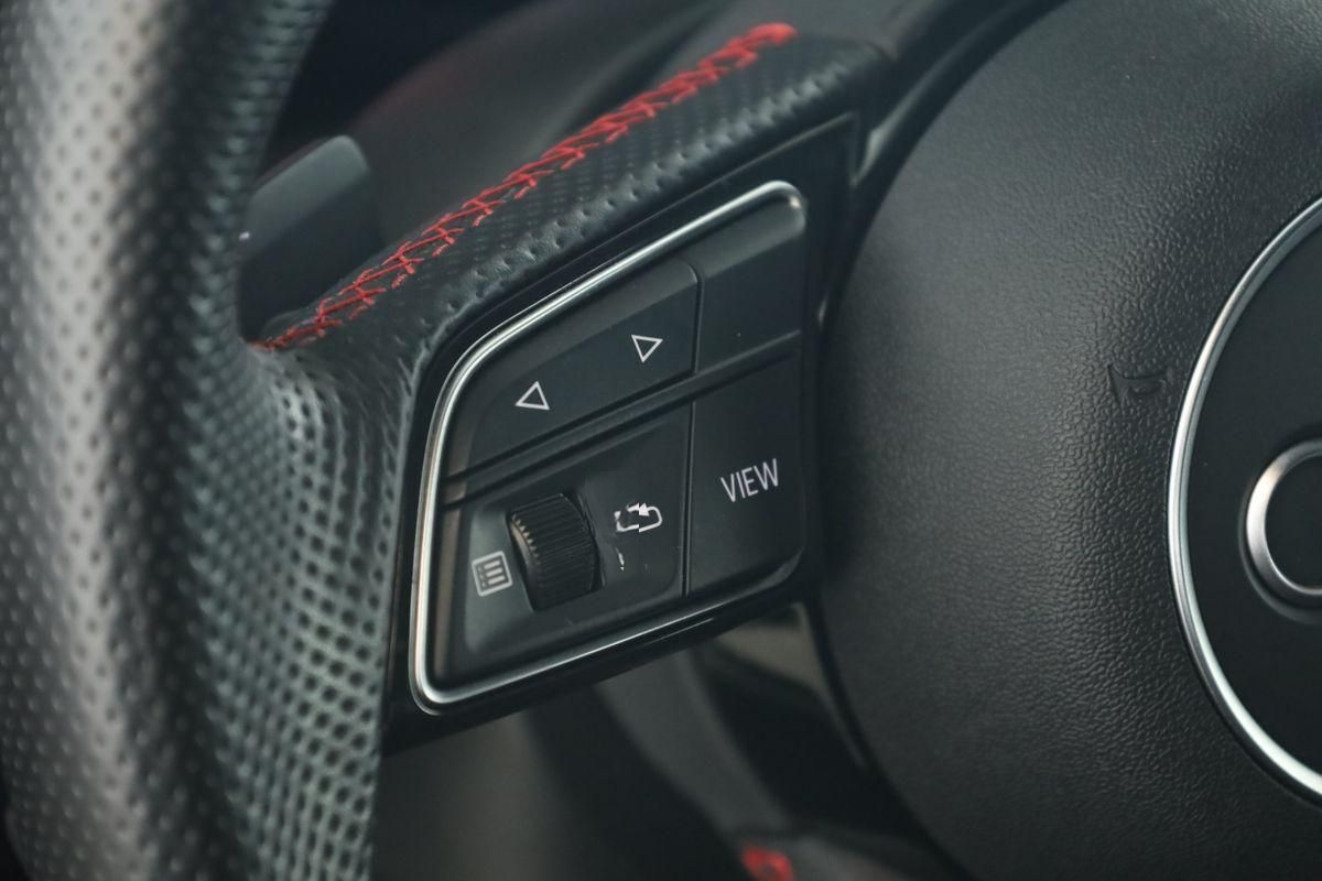 Audi S3 Sportback S tronic Nappa LED Pano Nav SHZ Kam foto 24