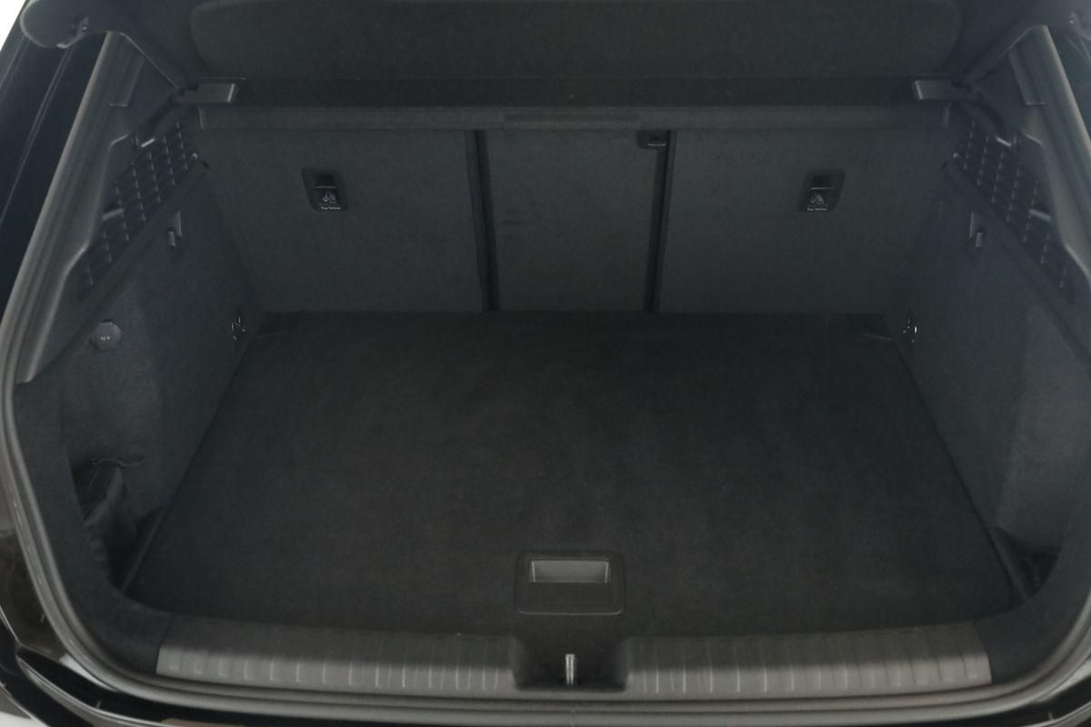Audi S3 Sportback S tronic Nappa LED Pano Nav SHZ Kam foto 9