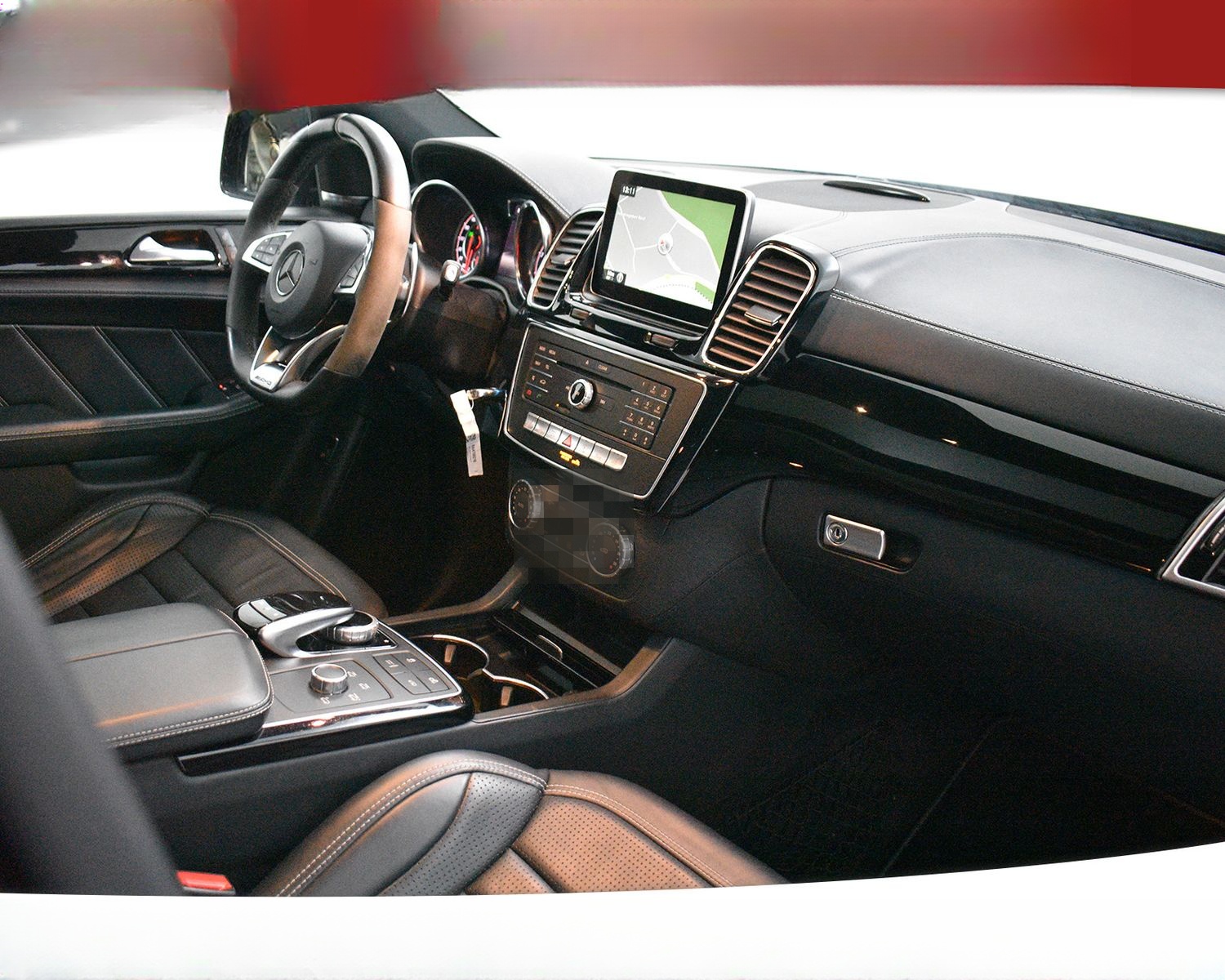 Mercedes-Benz GLE63 S AMG NIGHT+LUFT+PANO+STNDHZ+360+NAPPA+21" foto 12