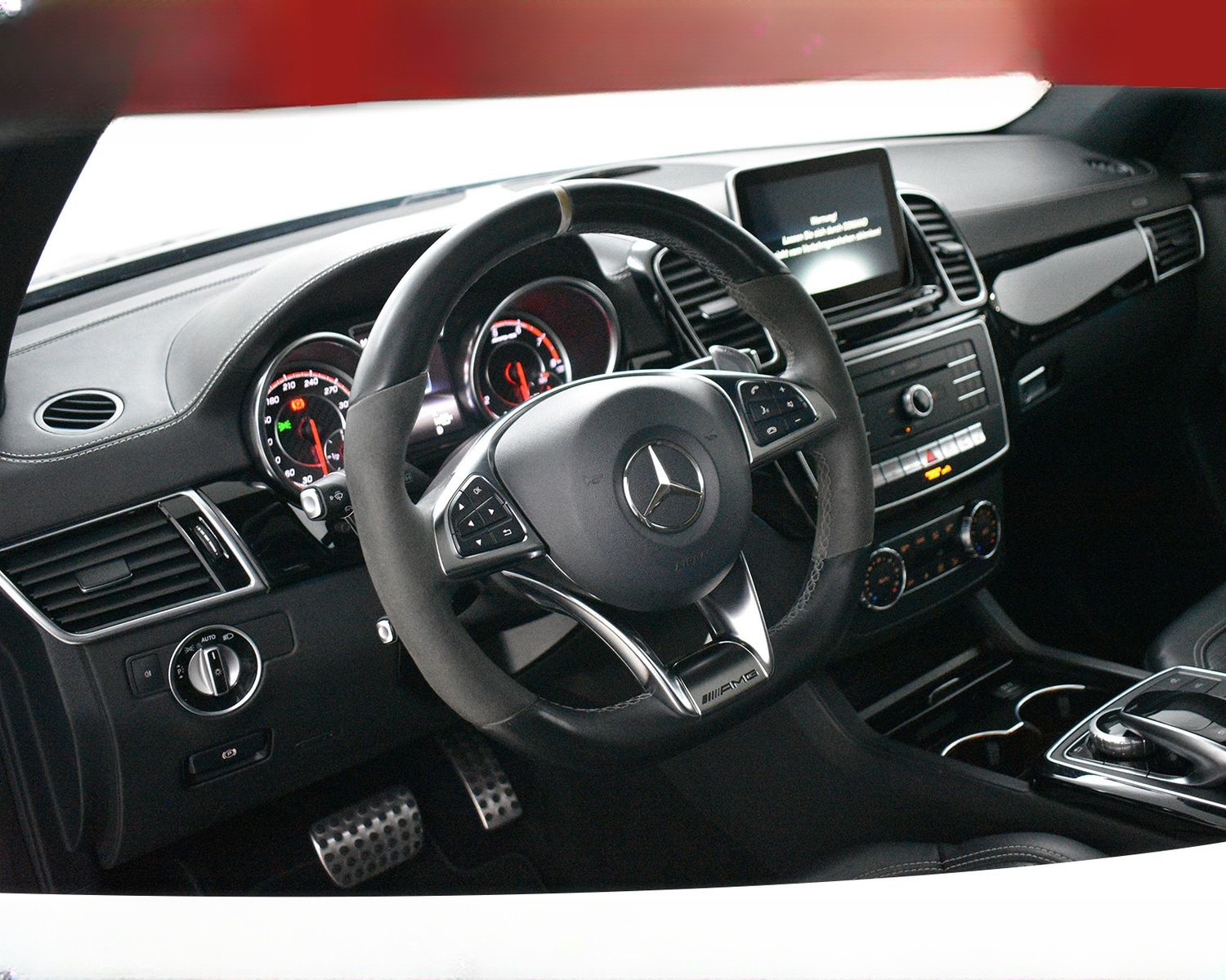 Mercedes-Benz GLE63 S AMG NIGHT+LUFT+PANO+STNDHZ+360+NAPPA+21" foto 10