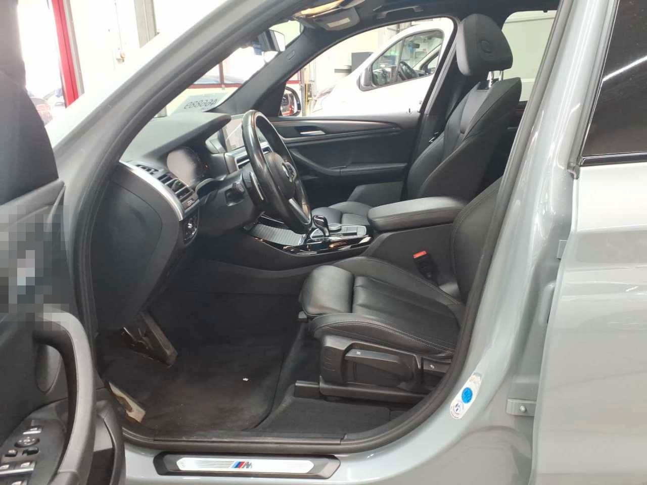 BMW X3 xDrive30i Aut. M Sport HuD Leder foto 3