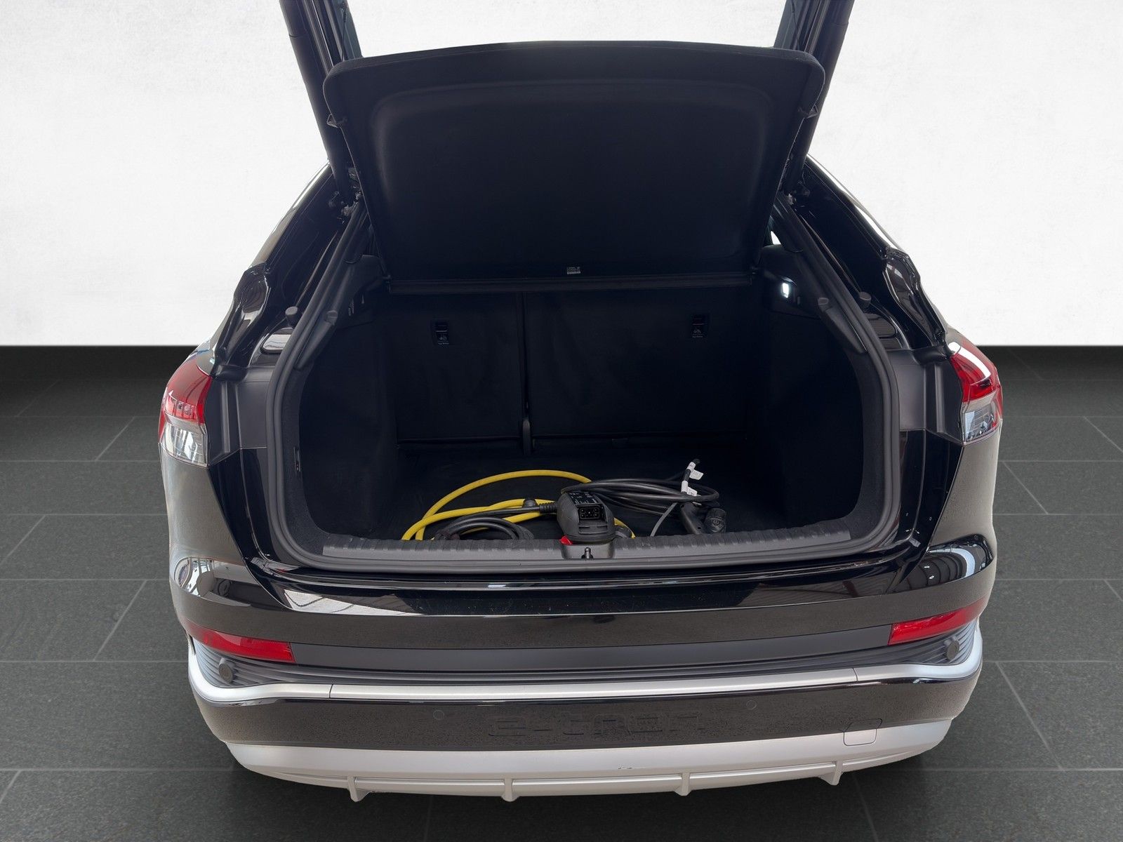 Audi Q4 e-tron Sportback S line 40 150 kW /Navi/LED foto 7