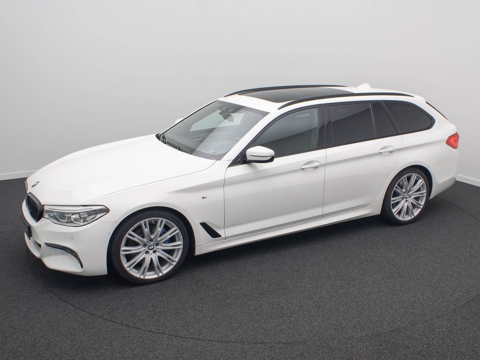 BMW 530d M Sport 360°Komfort Panorama HUD DAB 20Zoll foto 12