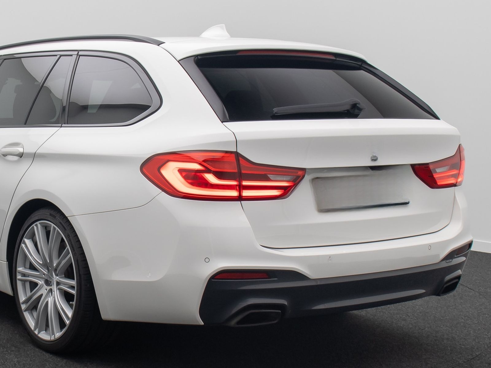 BMW 530d M Sport 360°Komfort Panorama HUD DAB 20Zoll foto 17