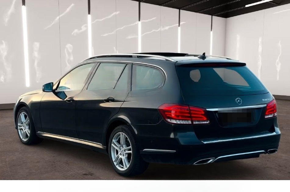 Mercedes-Benz E 350 E T-Modell E 350 BlueTec 4Matic foto 4